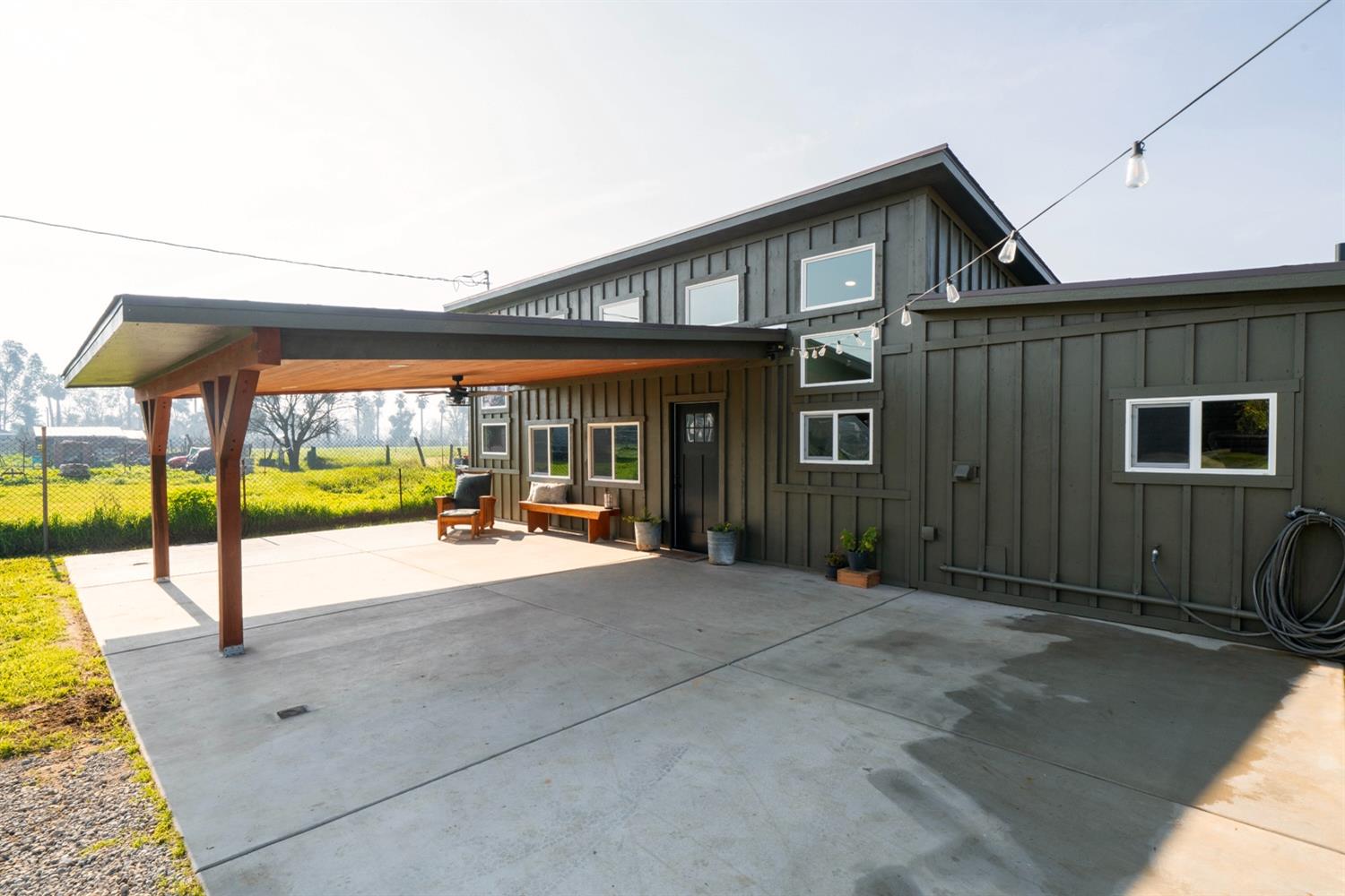 3587 W Madison Ave, Fresno, CA 93706