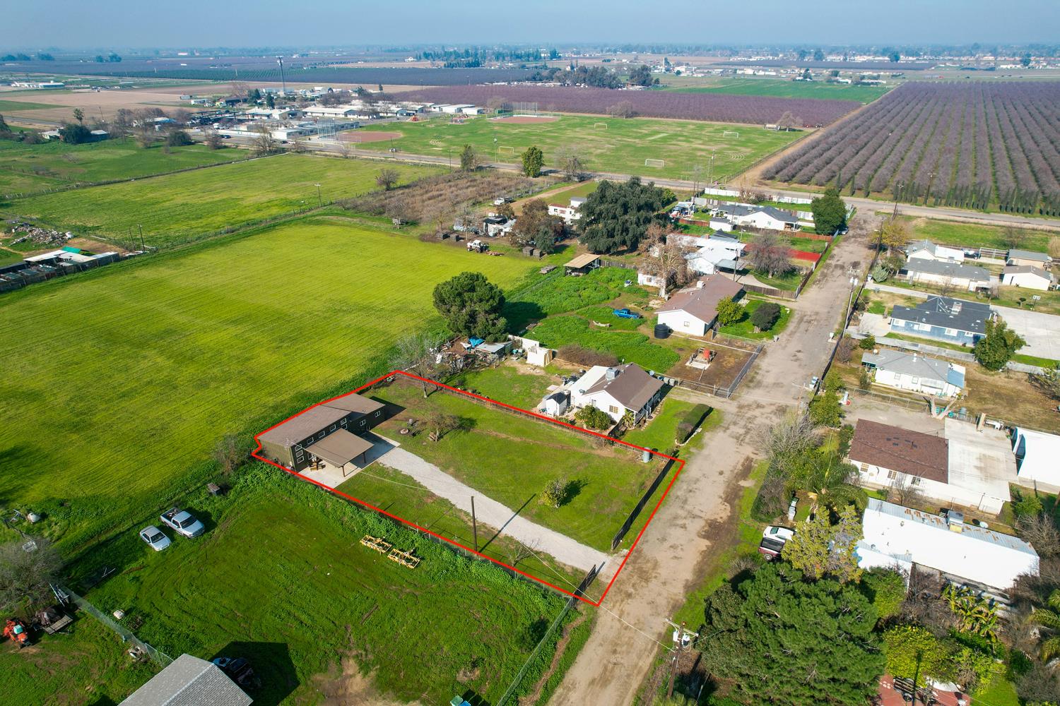 3587 W Madison Ave, Fresno, CA 93706