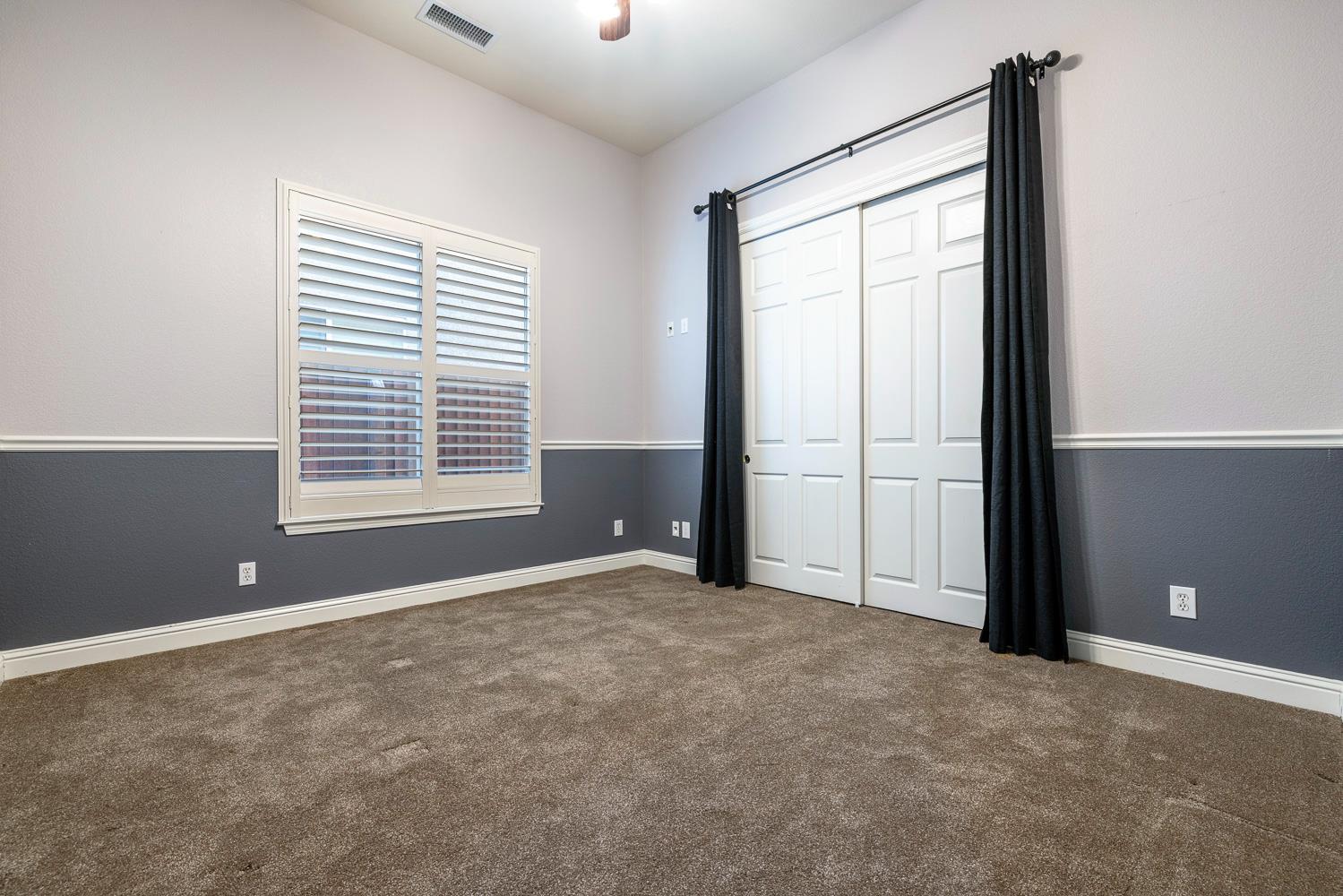 332 W Everglade Ave, Clovis, CA 93619