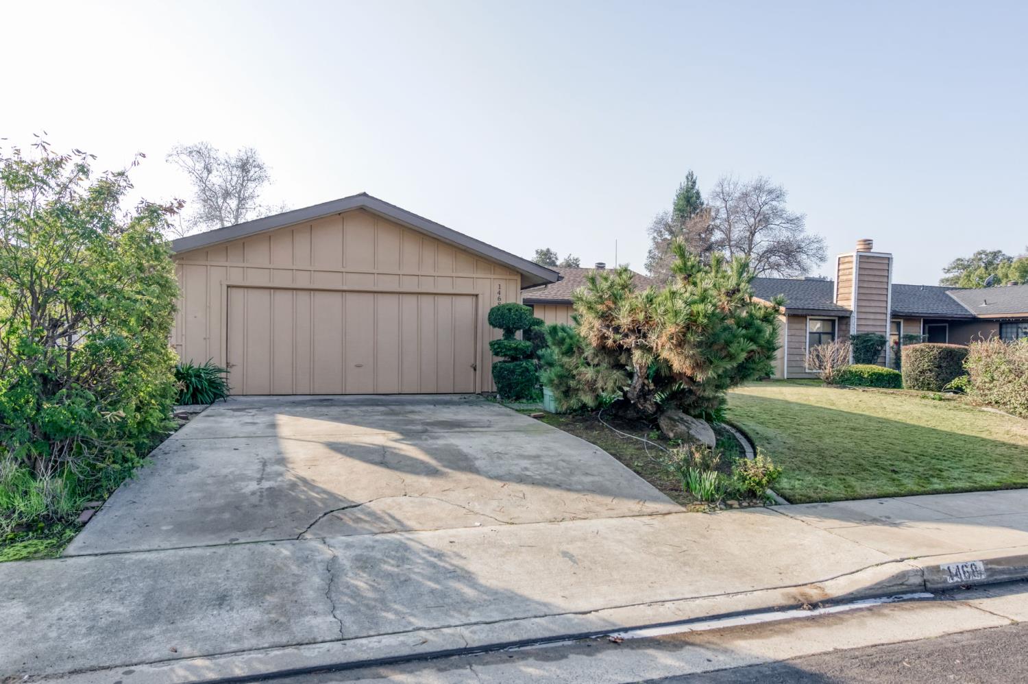 1468 Morris Ave, Clovis, CA 93611