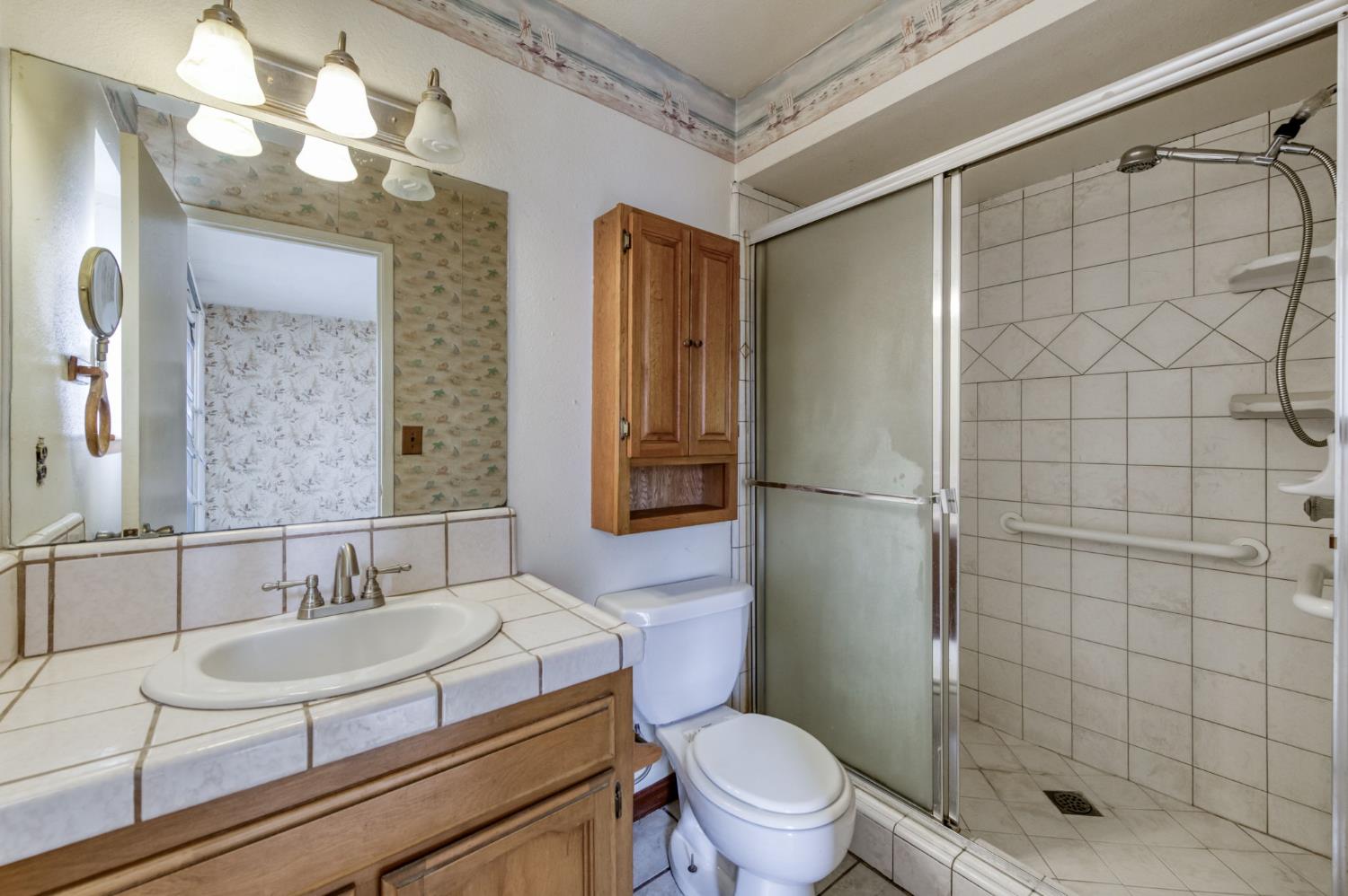 1468 Morris Ave, Clovis, CA 93611