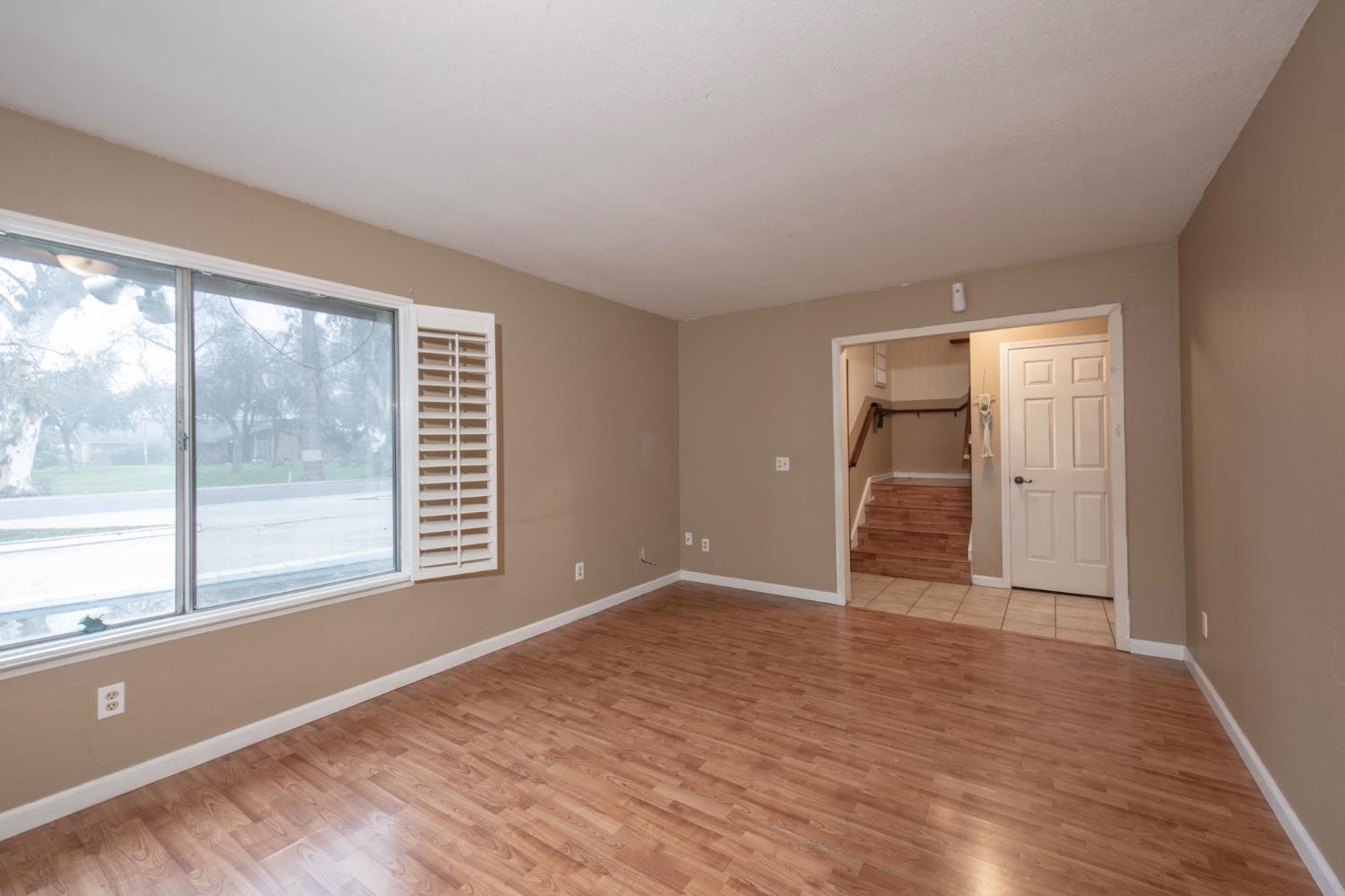 14531 W Kearney Blvd, Kerman, CA 93630