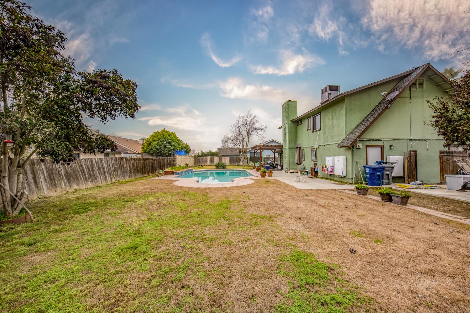 14531 W Kearney Blvd, Kerman, CA 93630