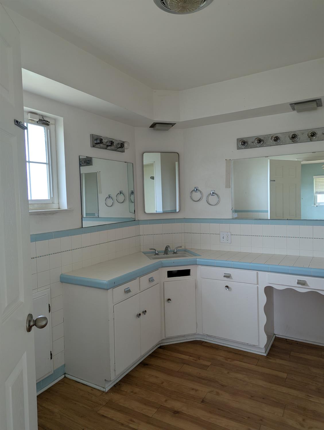 21009 19th Ave, Stratford, CA 93266