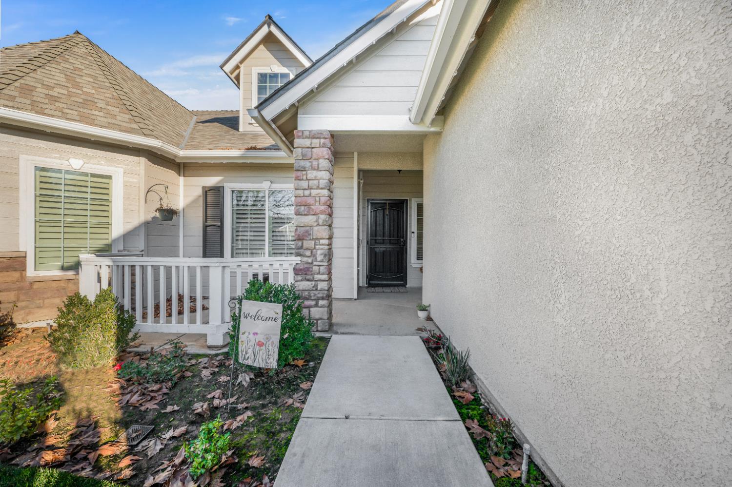 3036 N Clover Ave, Fresno, CA 93727