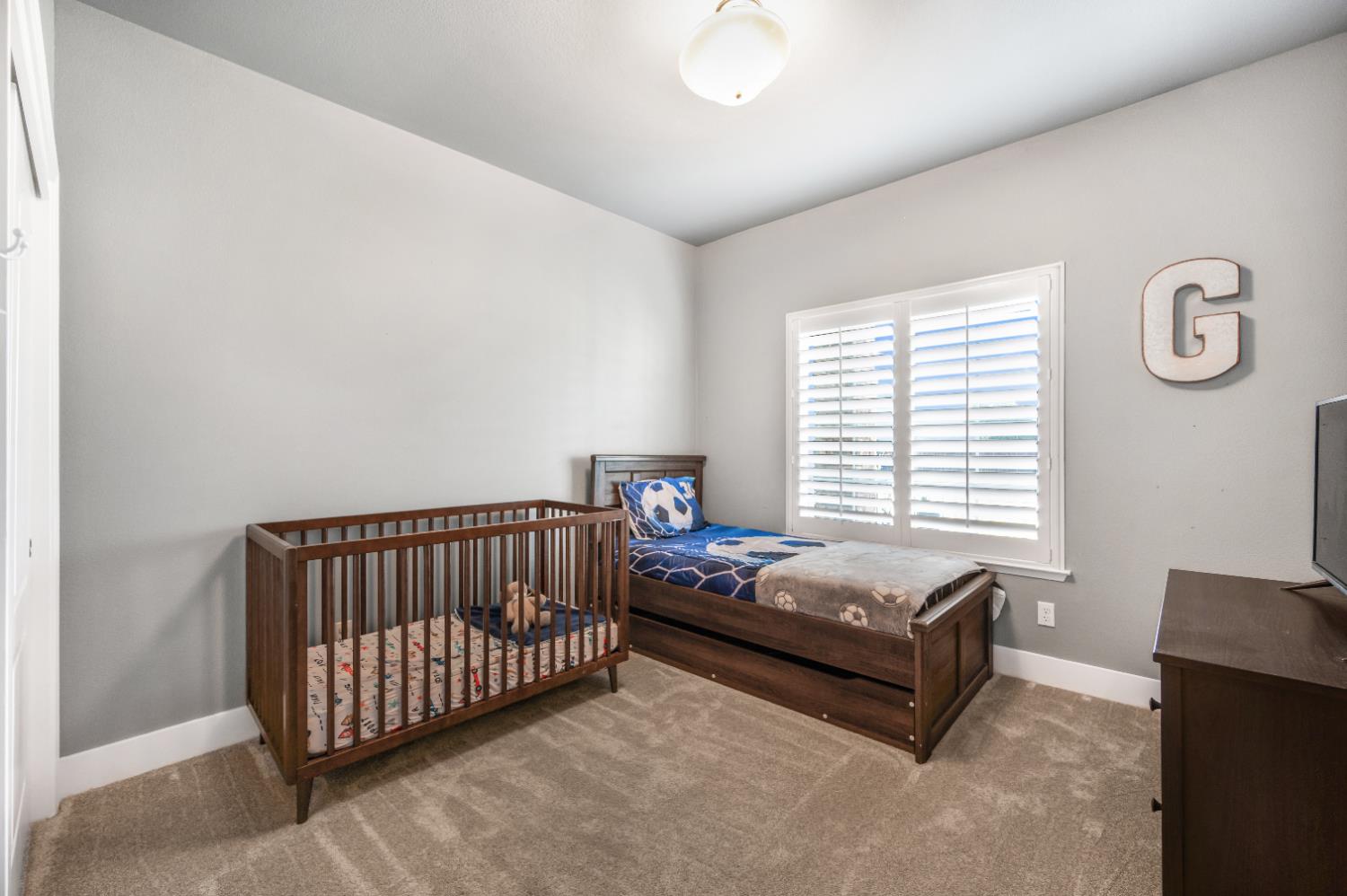 3036 N Clover Ave, Fresno, CA 93727