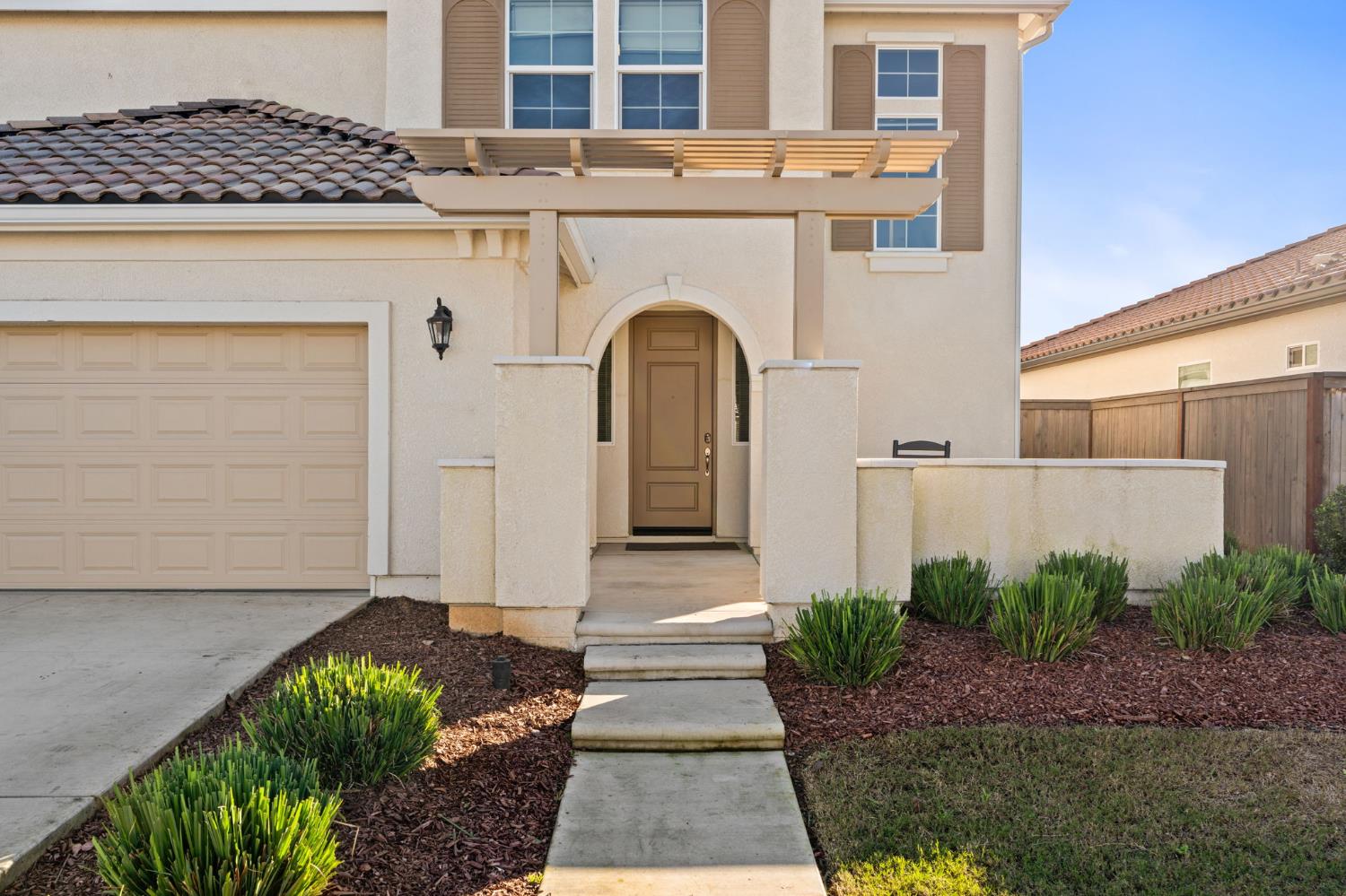 646 Wood Crest Ave, Madera, CA 93636