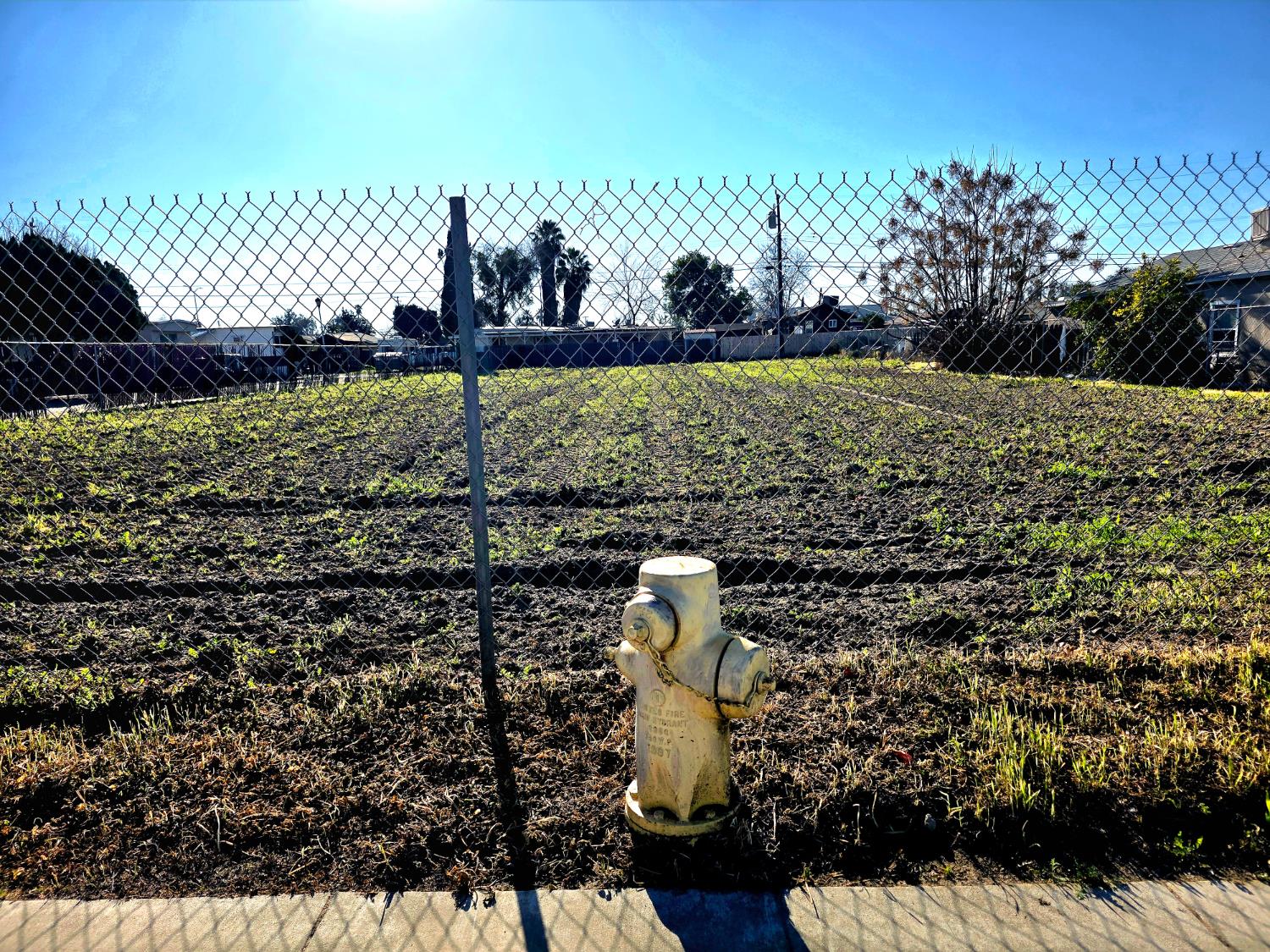 2331 W Front St, Selma, CA 93662