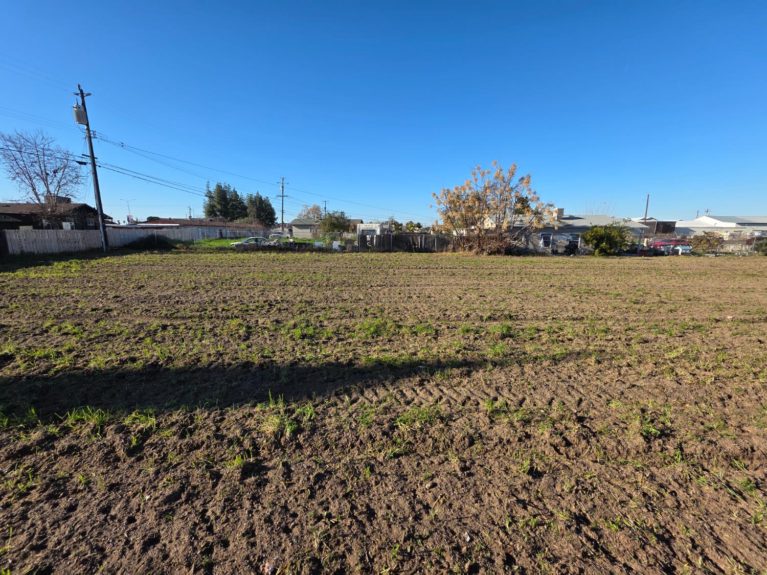 2331 W Front St, Selma, CA 93662