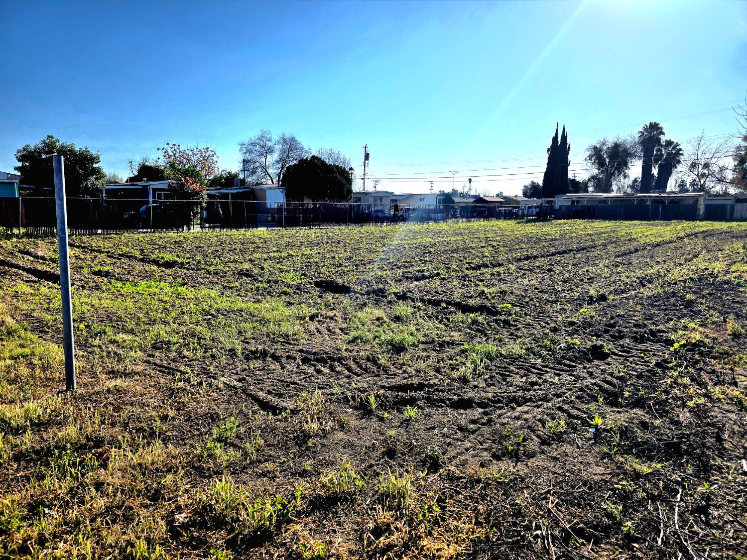 2331 W Front St, Selma, CA 93662