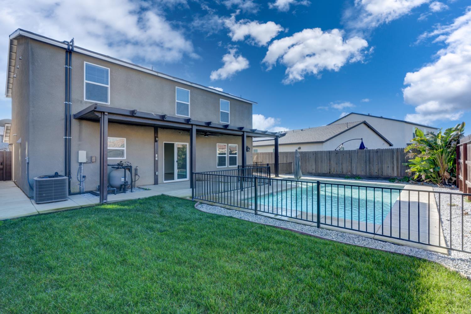 753 Heitz Way, Merced, CA 95348