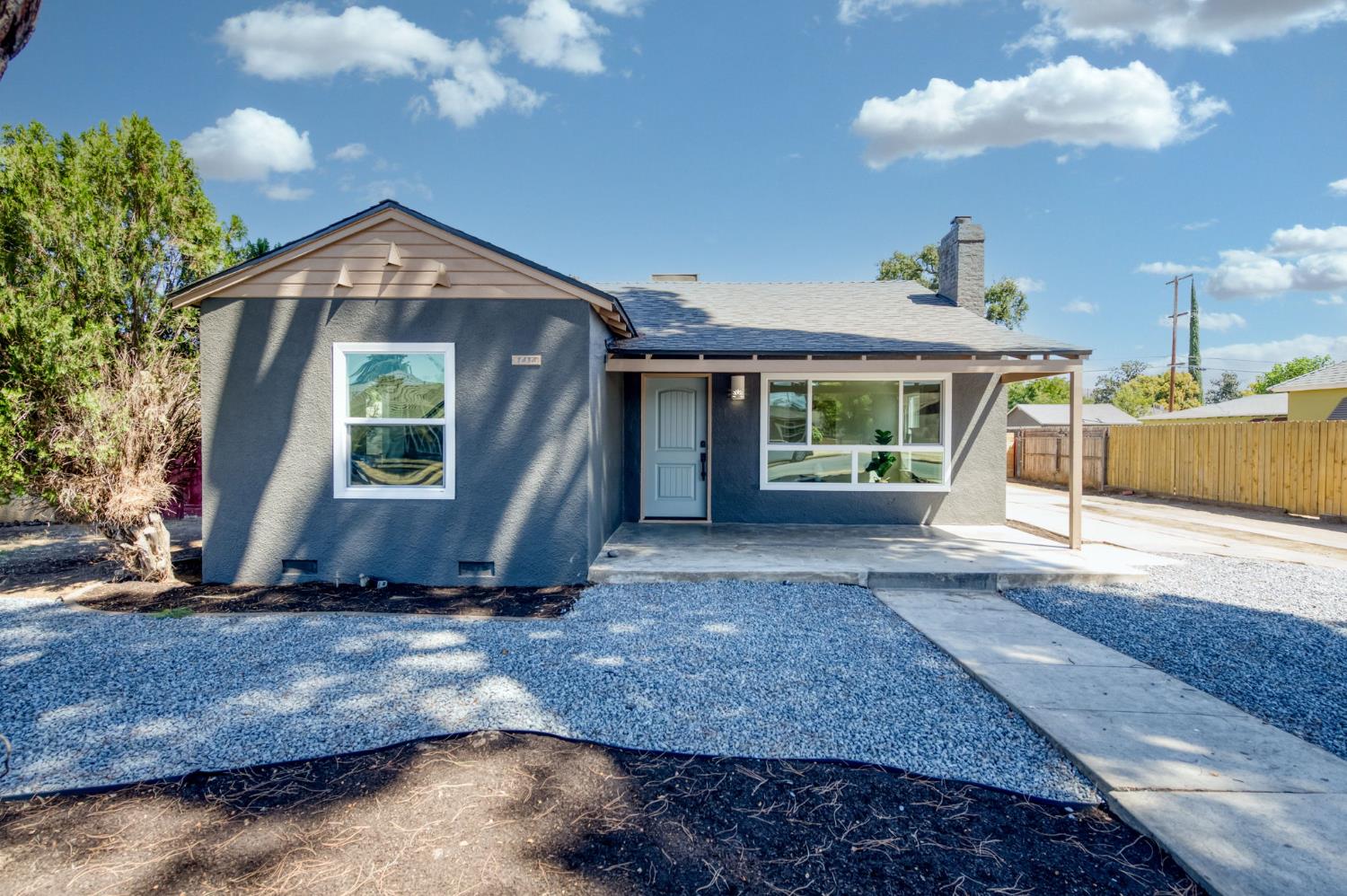1434 W Terrace Ave, Fresno, CA 93705