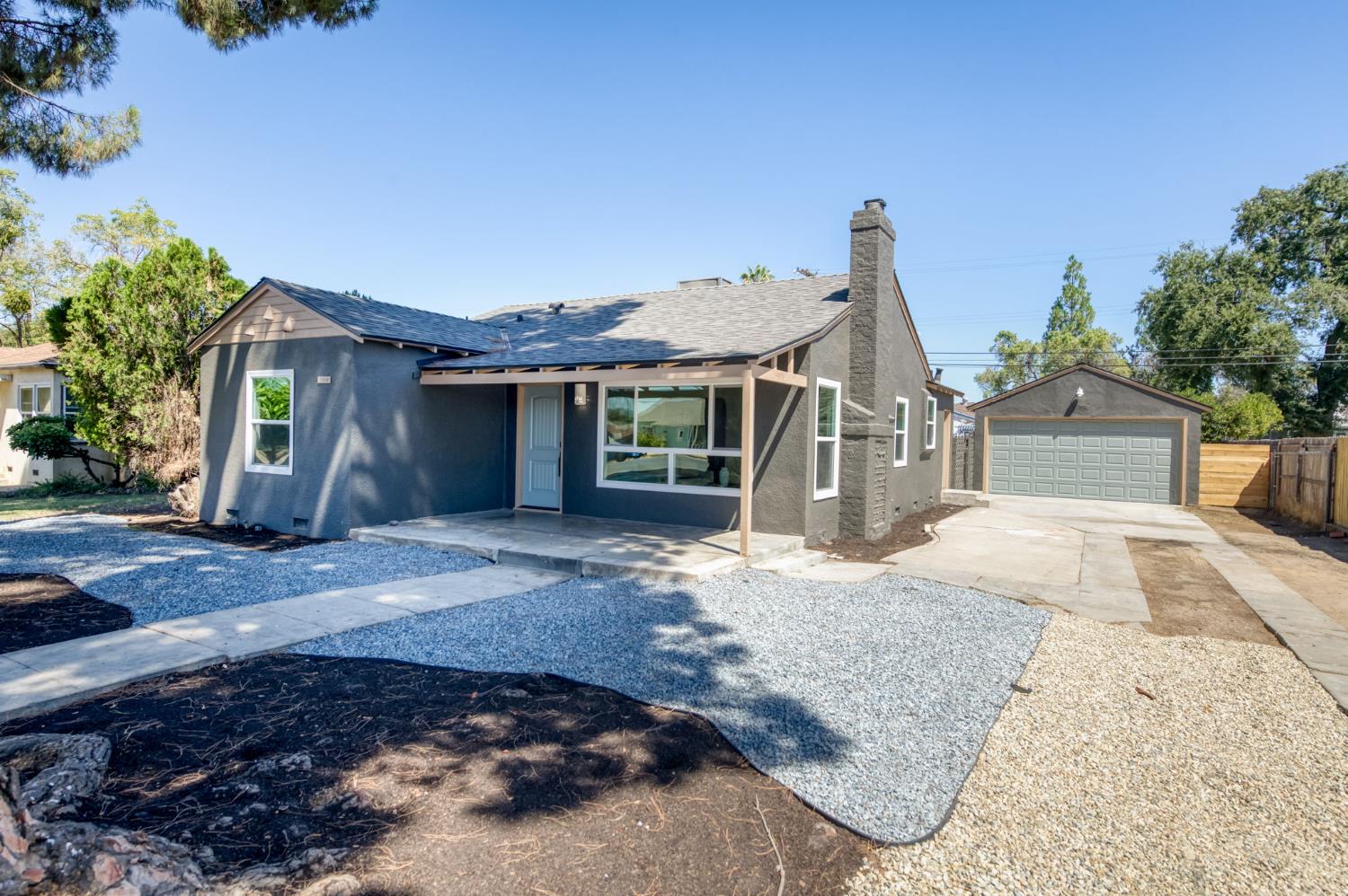 1434 W Terrace Ave, Fresno, CA 93705