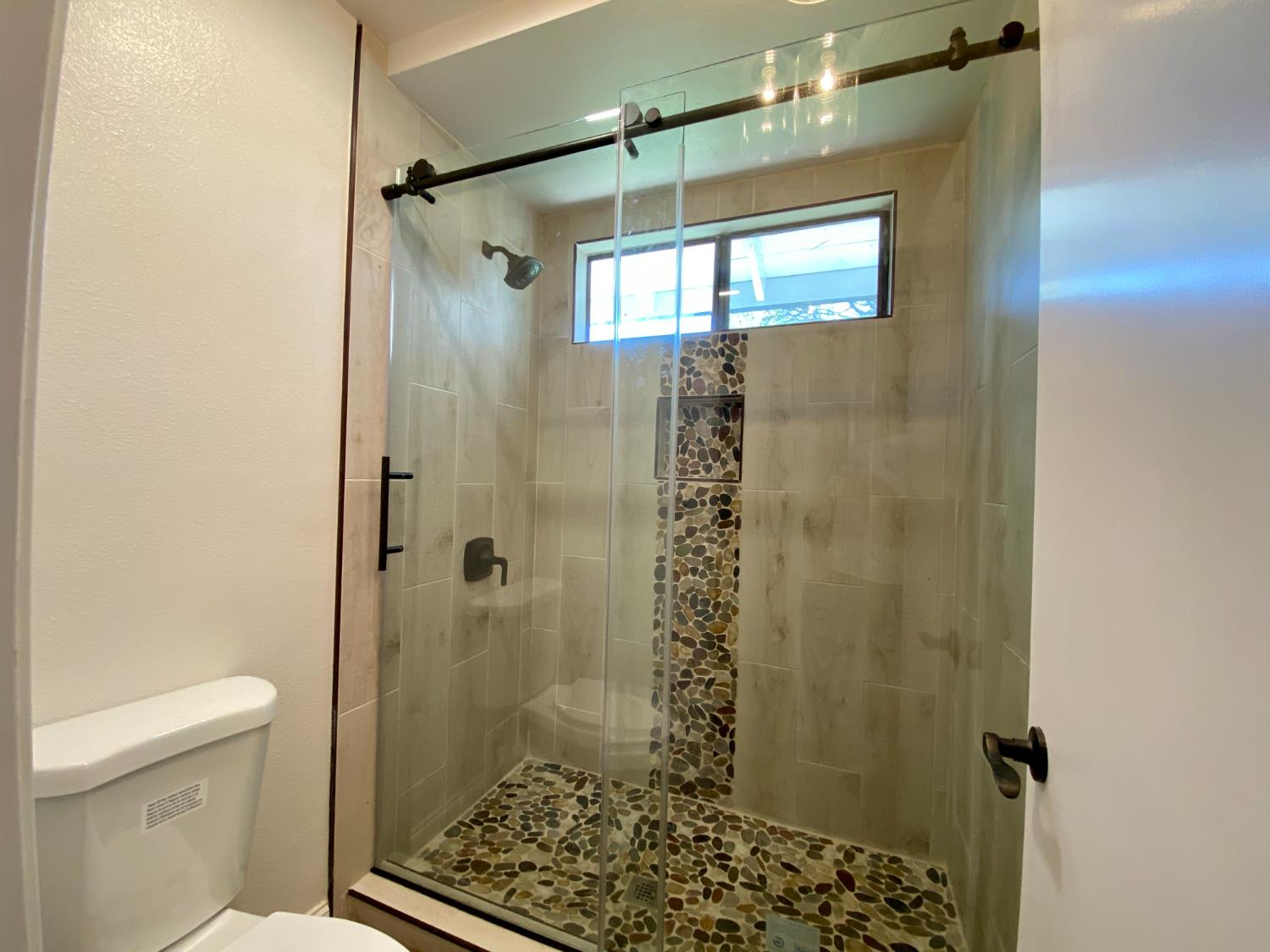 42895 Yosemite Springs Dr, Coarsegold, CA 93614