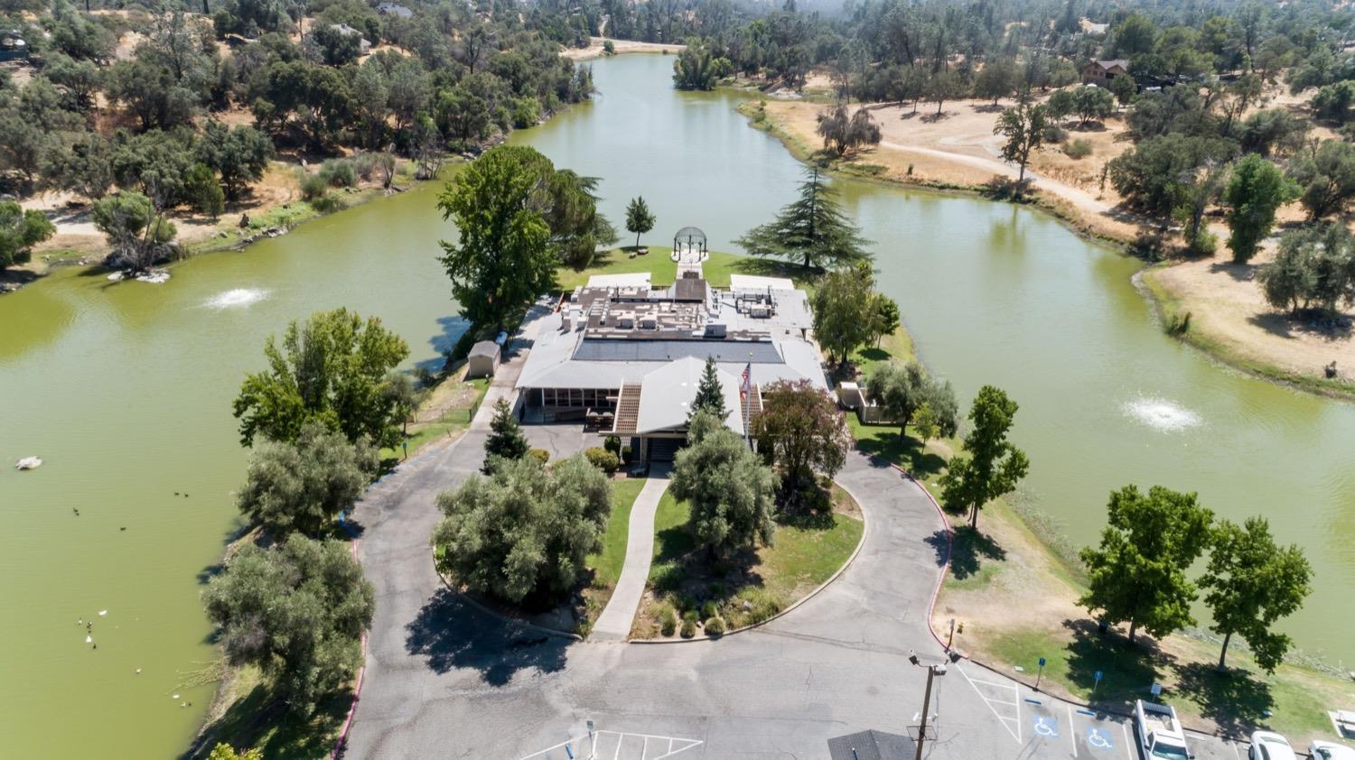 42895 Yosemite Springs Dr, Coarsegold, CA 93614