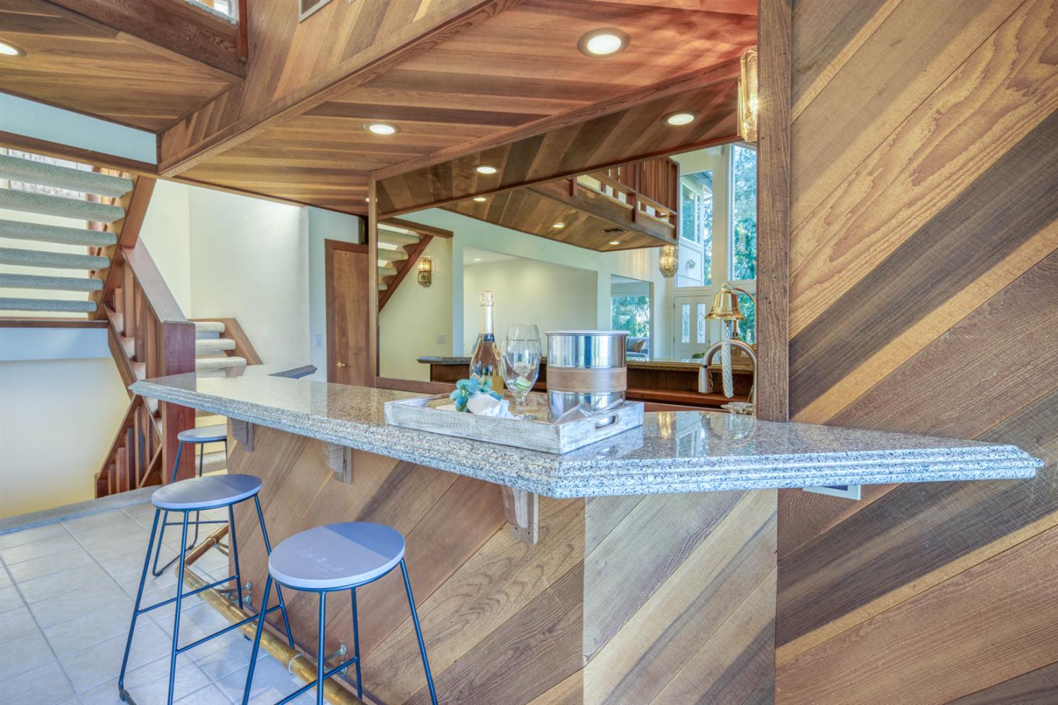 4578 Millerton Rd, Friant, CA 93626