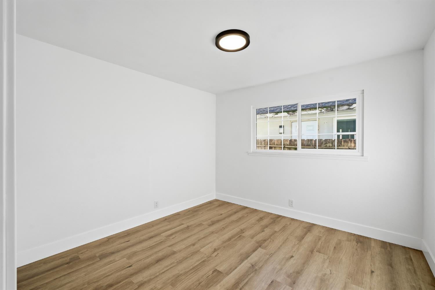 4023 E Fedora Ave, Fresno, CA 93726