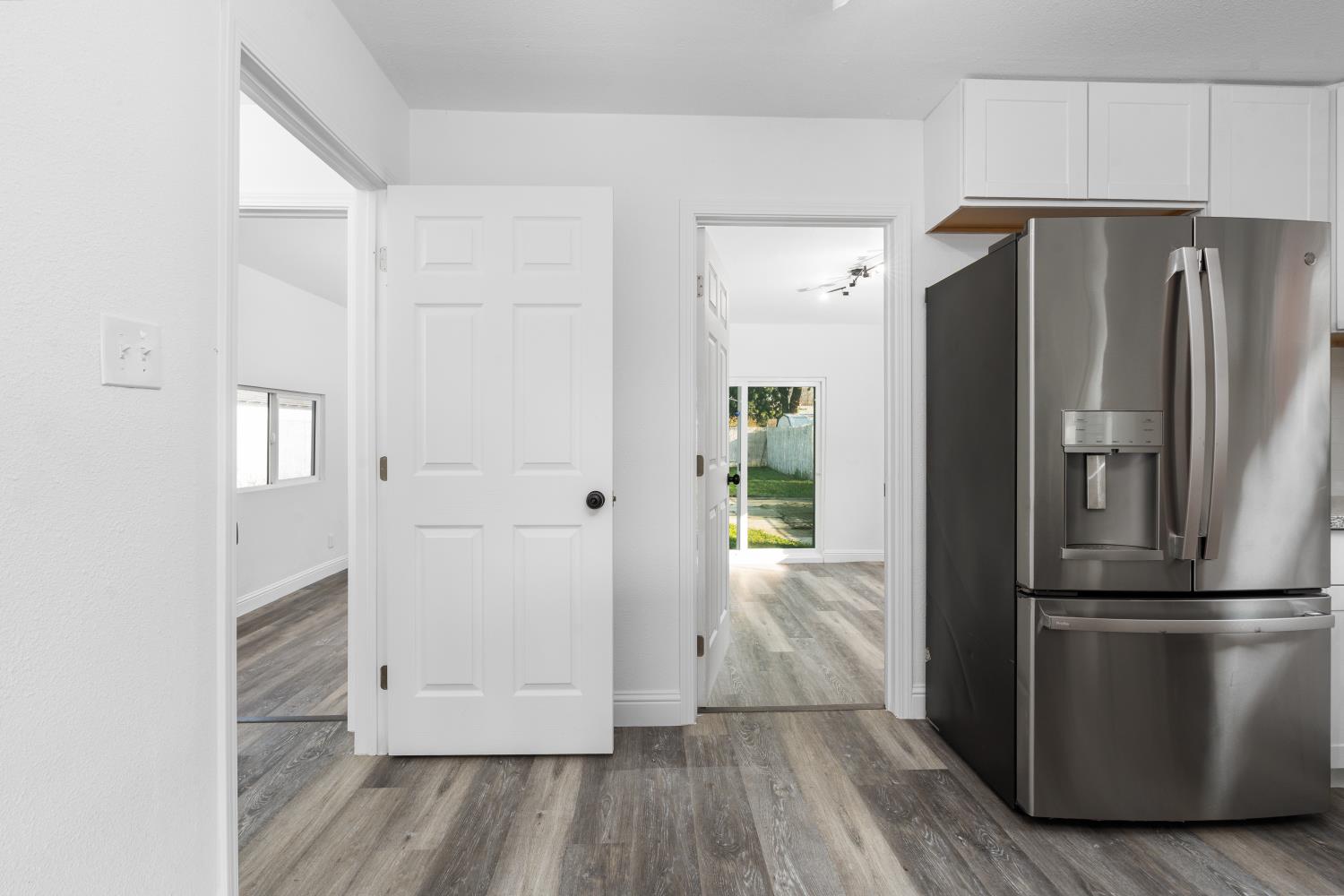 1570 N Teilman Ave, Fresno, CA 93728