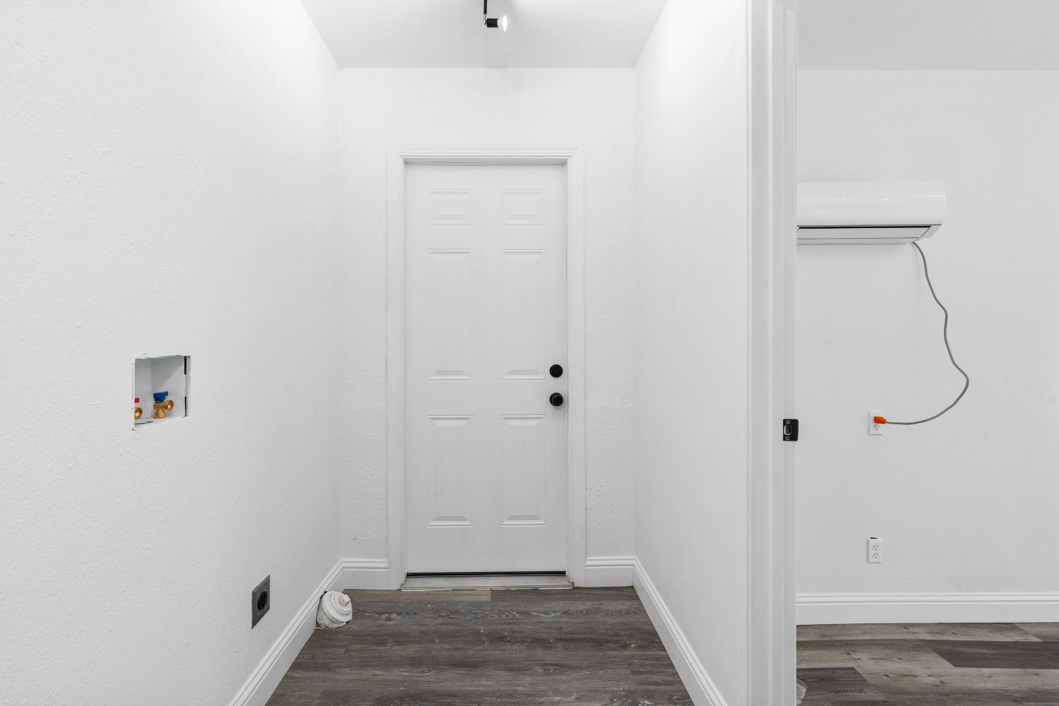 1570 N Teilman Ave, Fresno, CA 93728