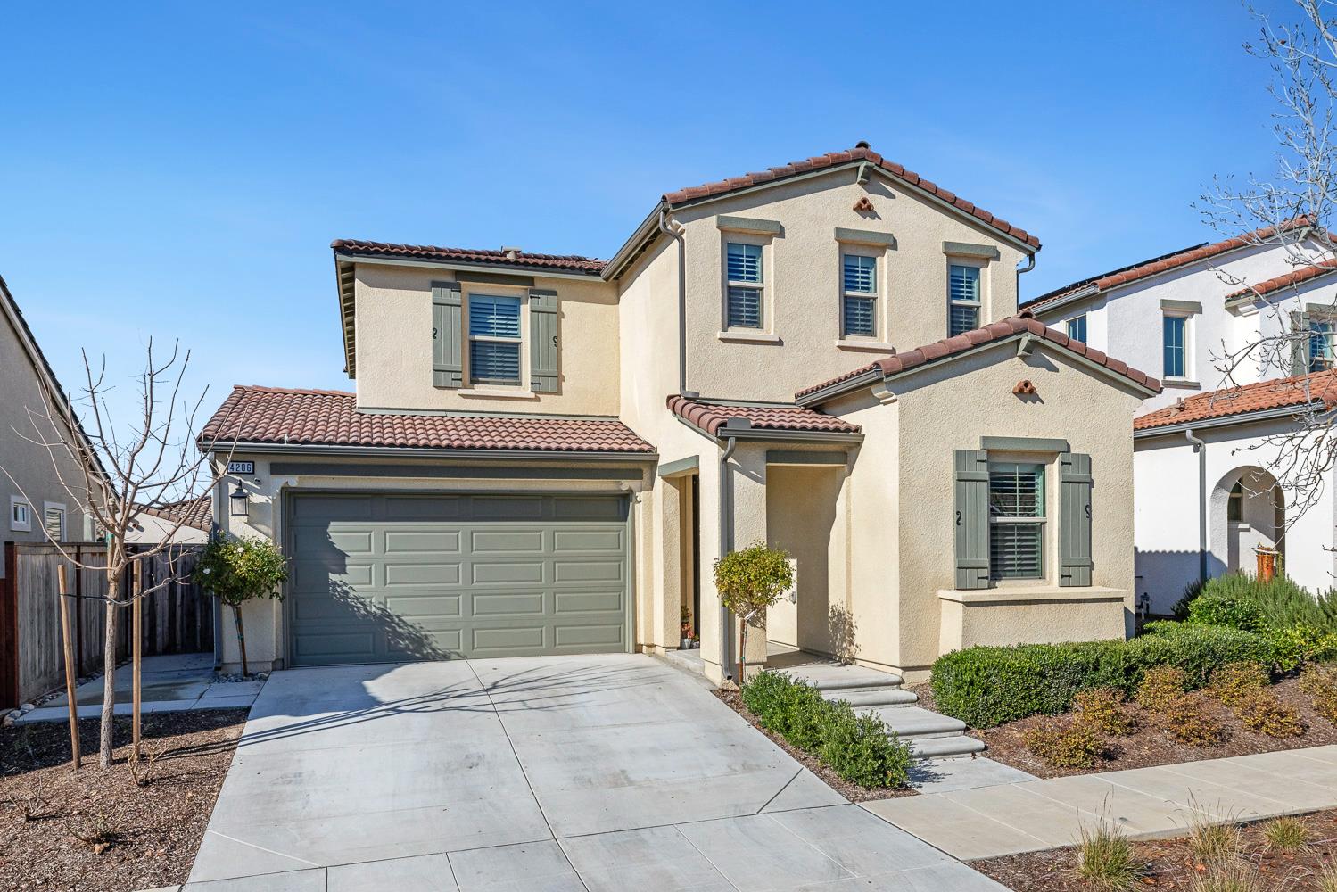 4286 Oak Knoll Rd, Madera, CA 93636