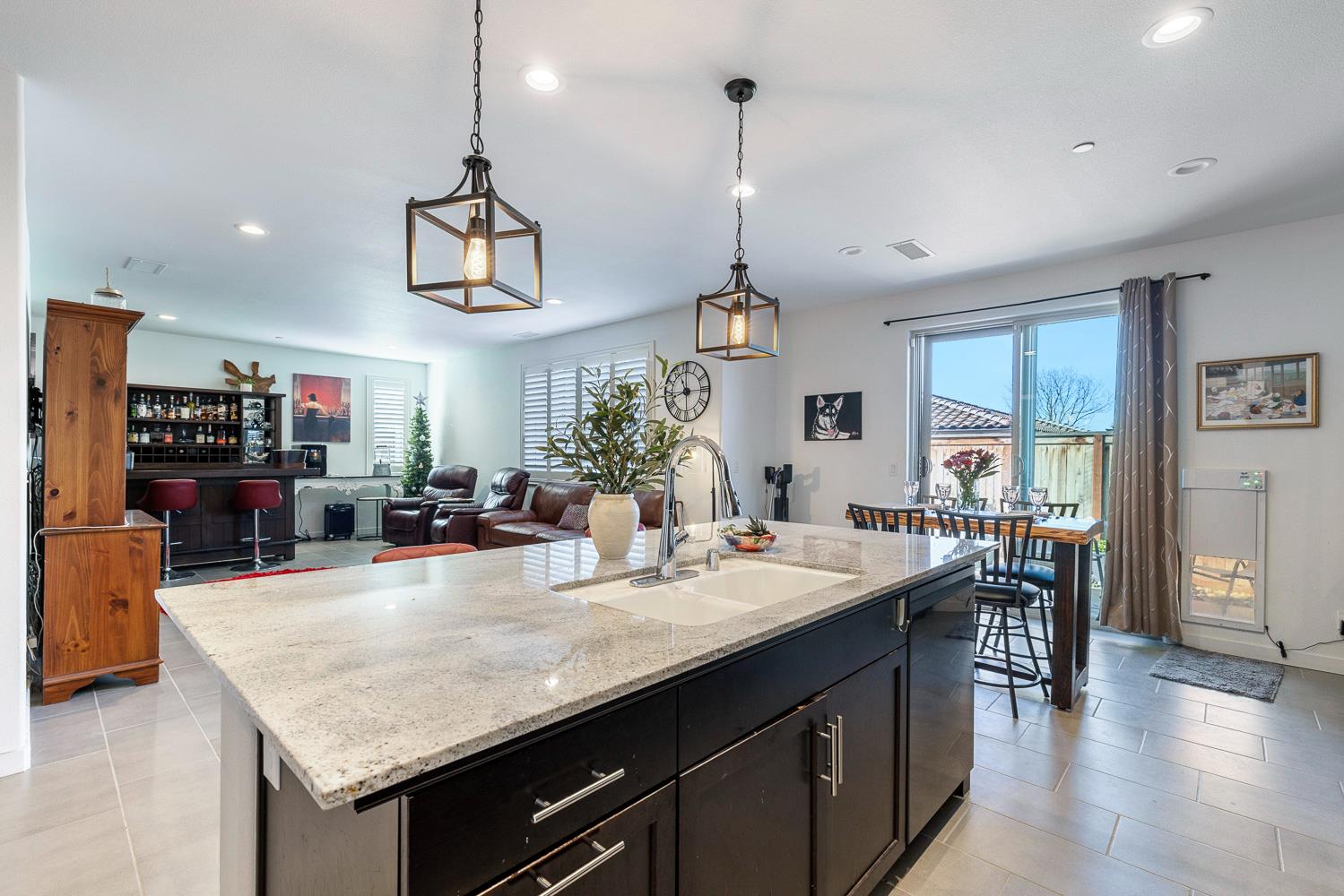 4286 Oak Knoll Rd, Madera, CA 93636