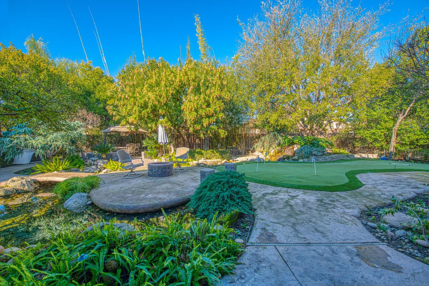 2824 E Omaha Ave, Fresno, CA 93720