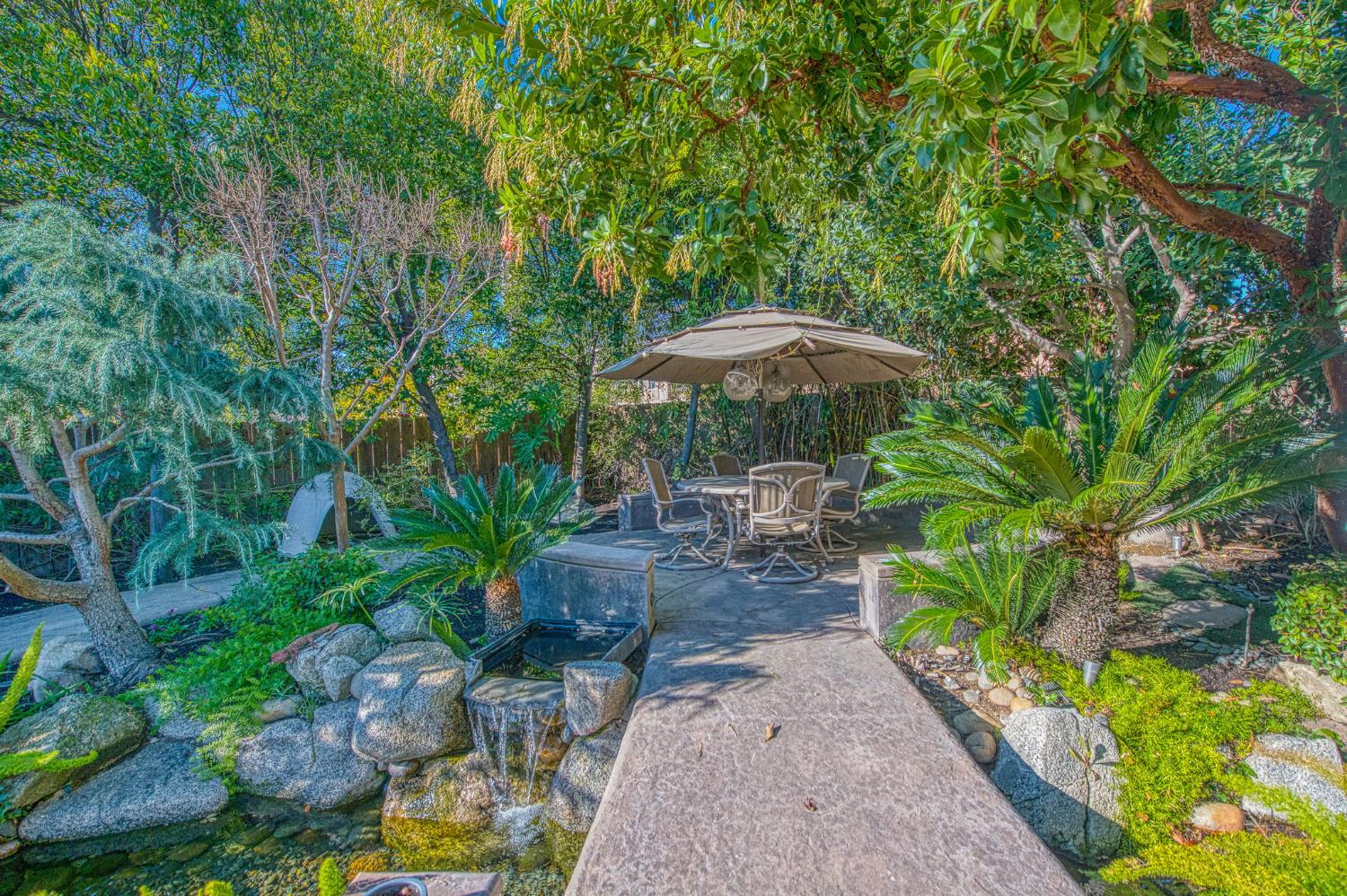 2824 E Omaha Ave, Fresno, CA 93720