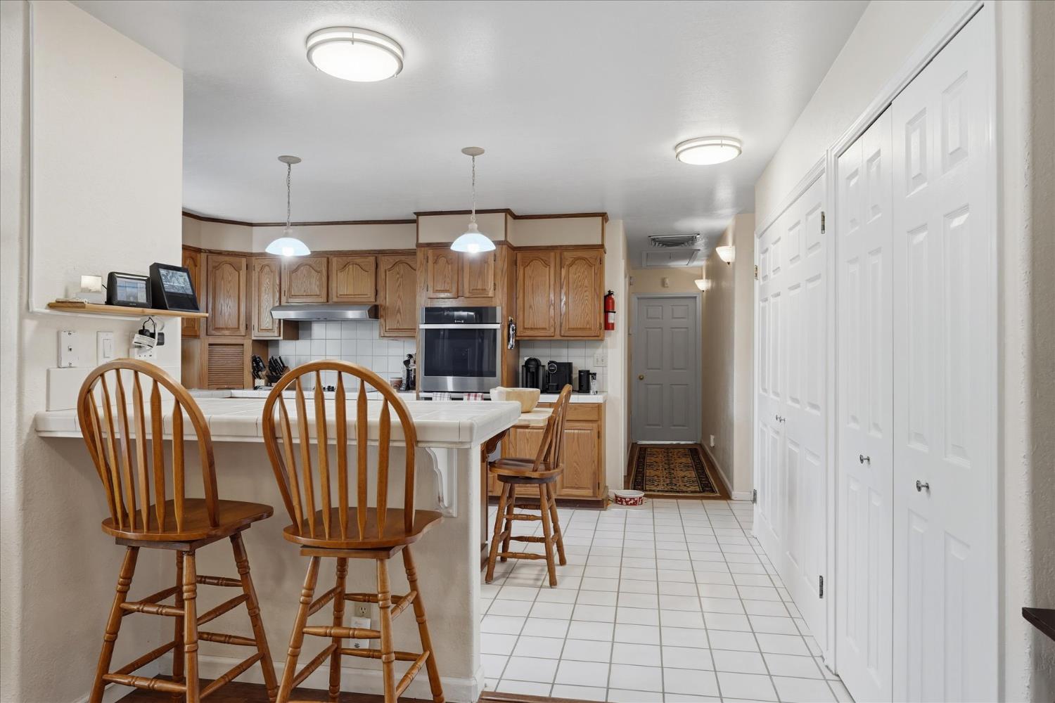 39309 Forest Park Ln, Oakhurst, CA 93644