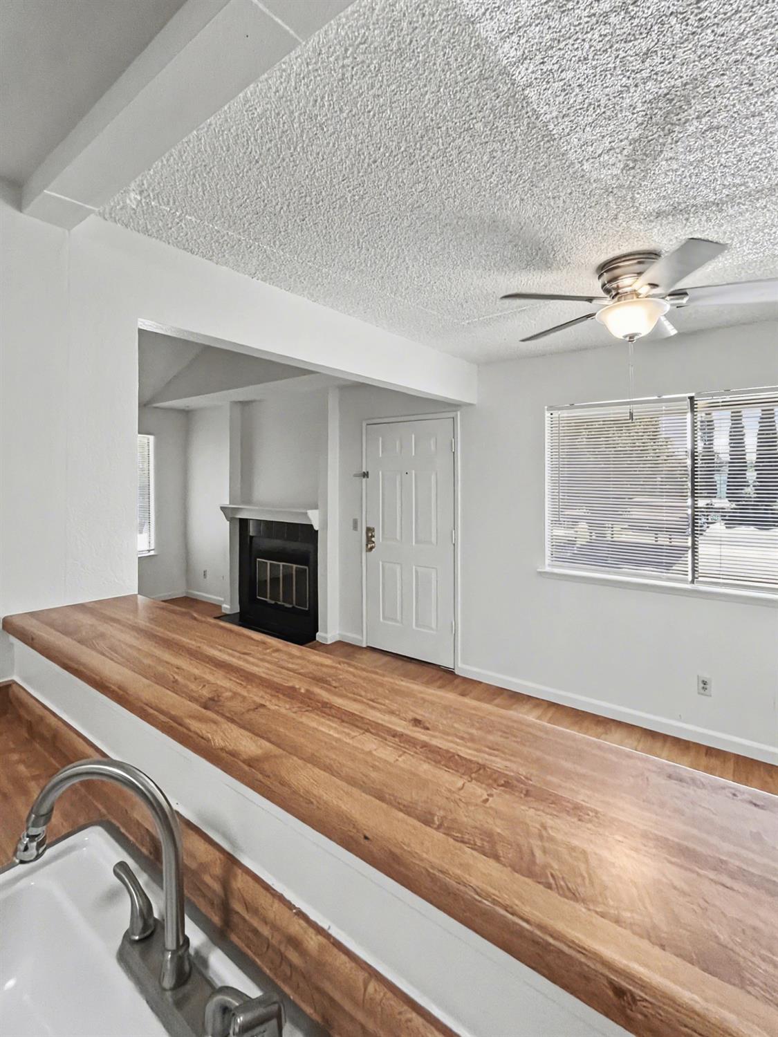 1151 S Chestnut Ave #243, Fresno, CA 93702