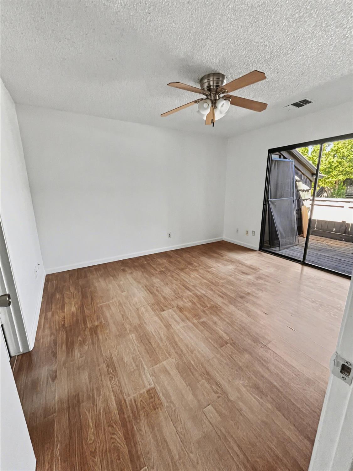 1151 S Chestnut Ave #243, Fresno, CA 93702