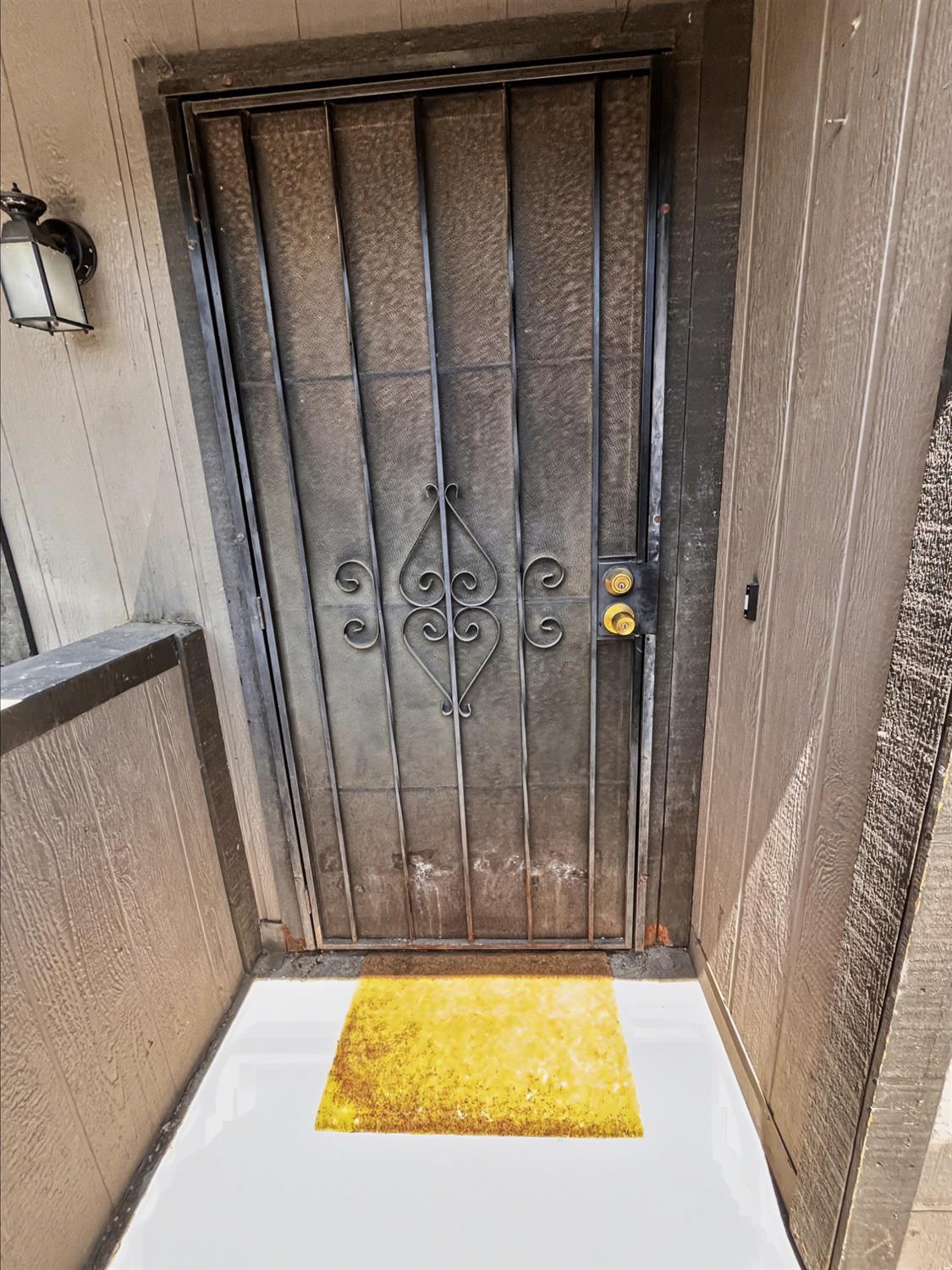 1151 S Chestnut Ave #243, Fresno, CA 93702