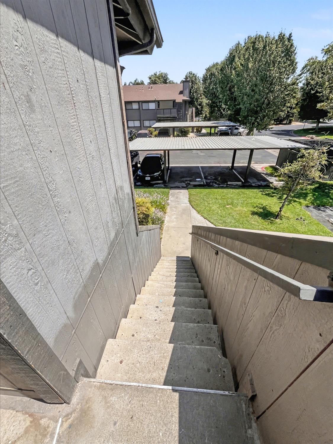 1151 S Chestnut Ave #243, Fresno, CA 93702