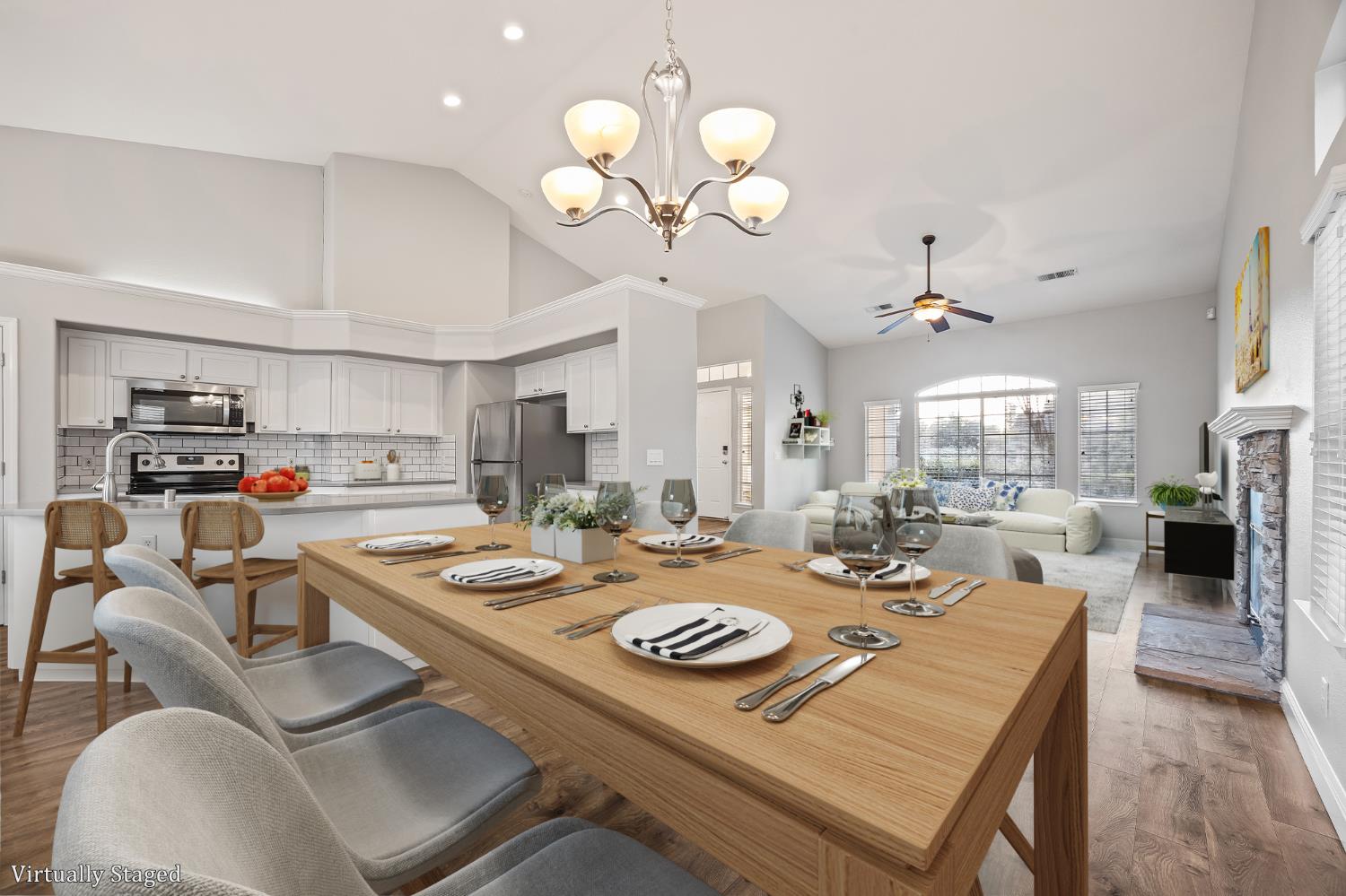 9786 N Backer Ave, Fresno, CA 93720