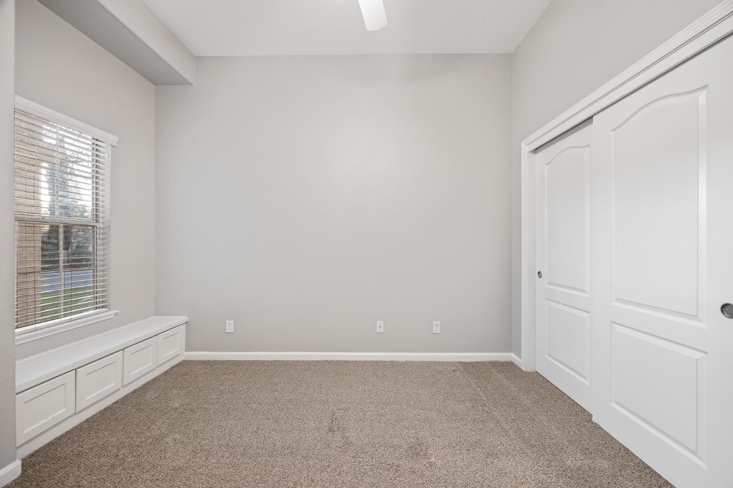 9786 N Backer Ave, Fresno, CA 93720