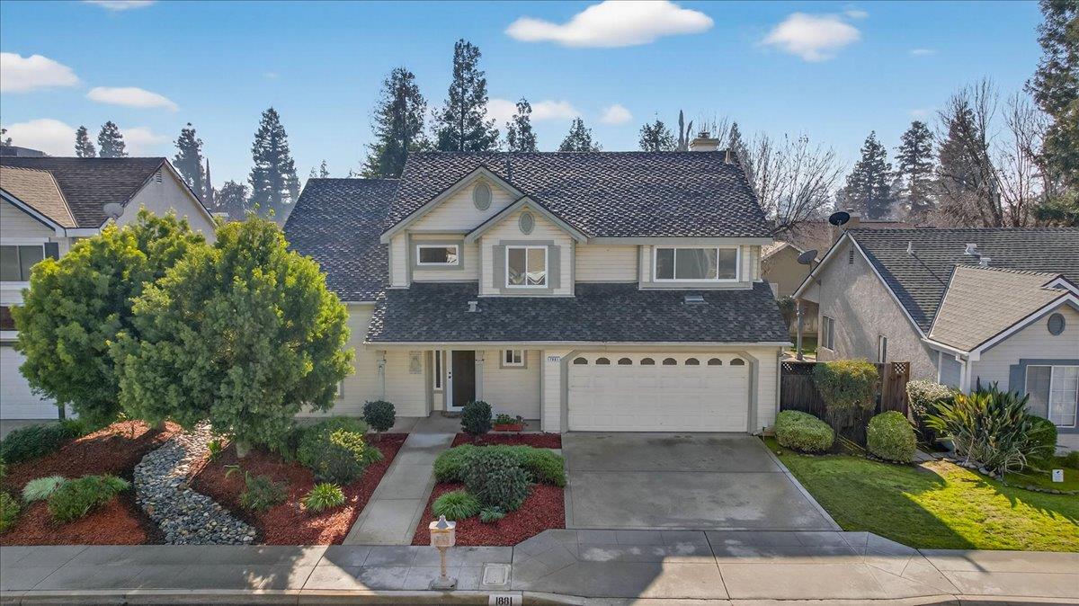 1881 E Frederick Ave, Fresno, CA 93720