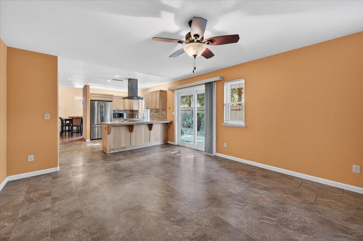 1881 E Frederick Ave, Fresno, CA 93720