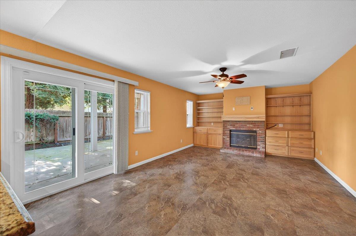 1881 E Frederick Ave, Fresno, CA 93720