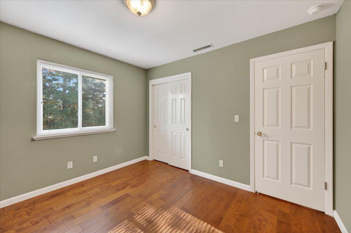 1881 E Frederick Ave, Fresno, CA 93720