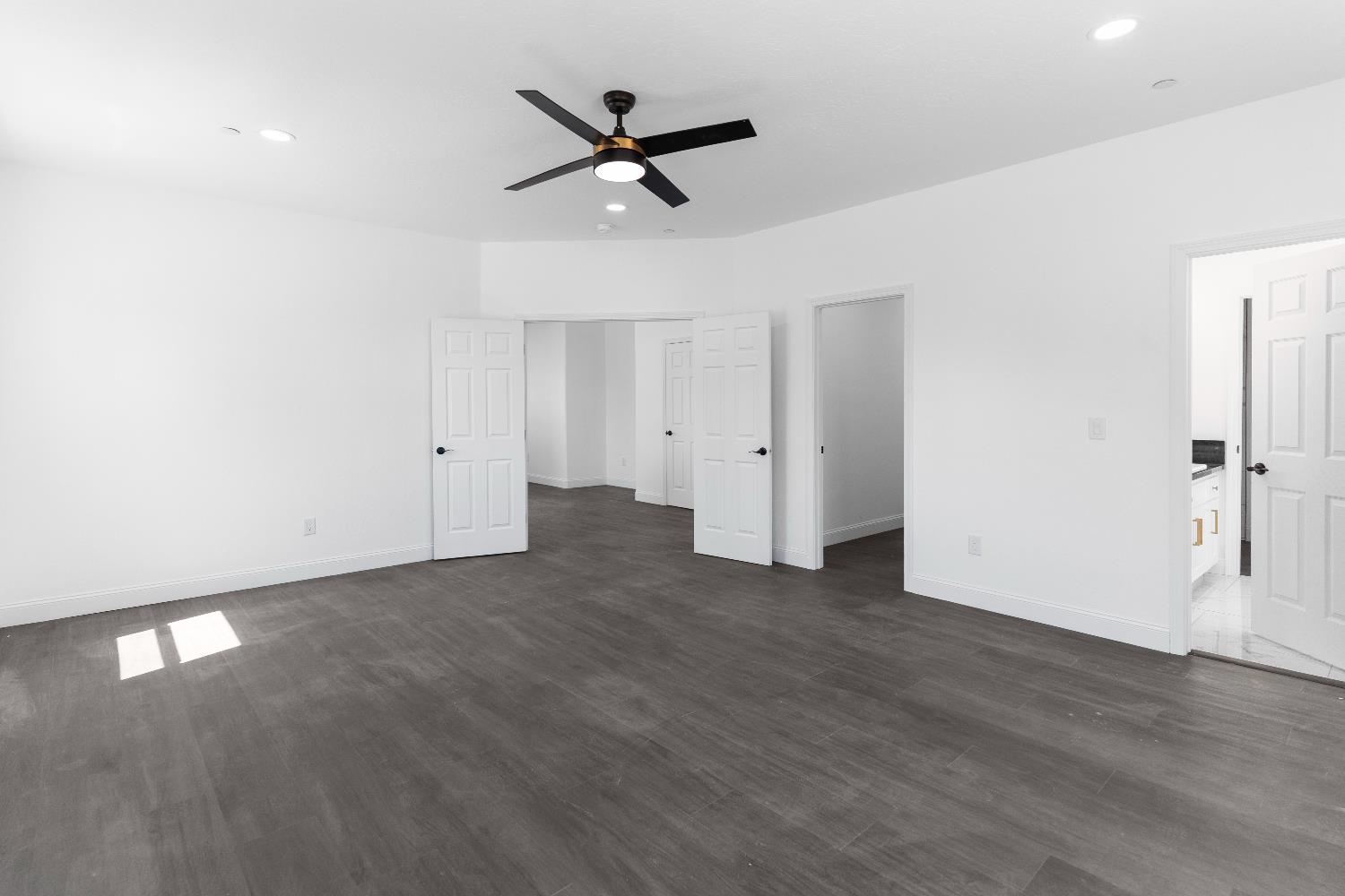 36950 Pauline Ave, Madera, CA 93636