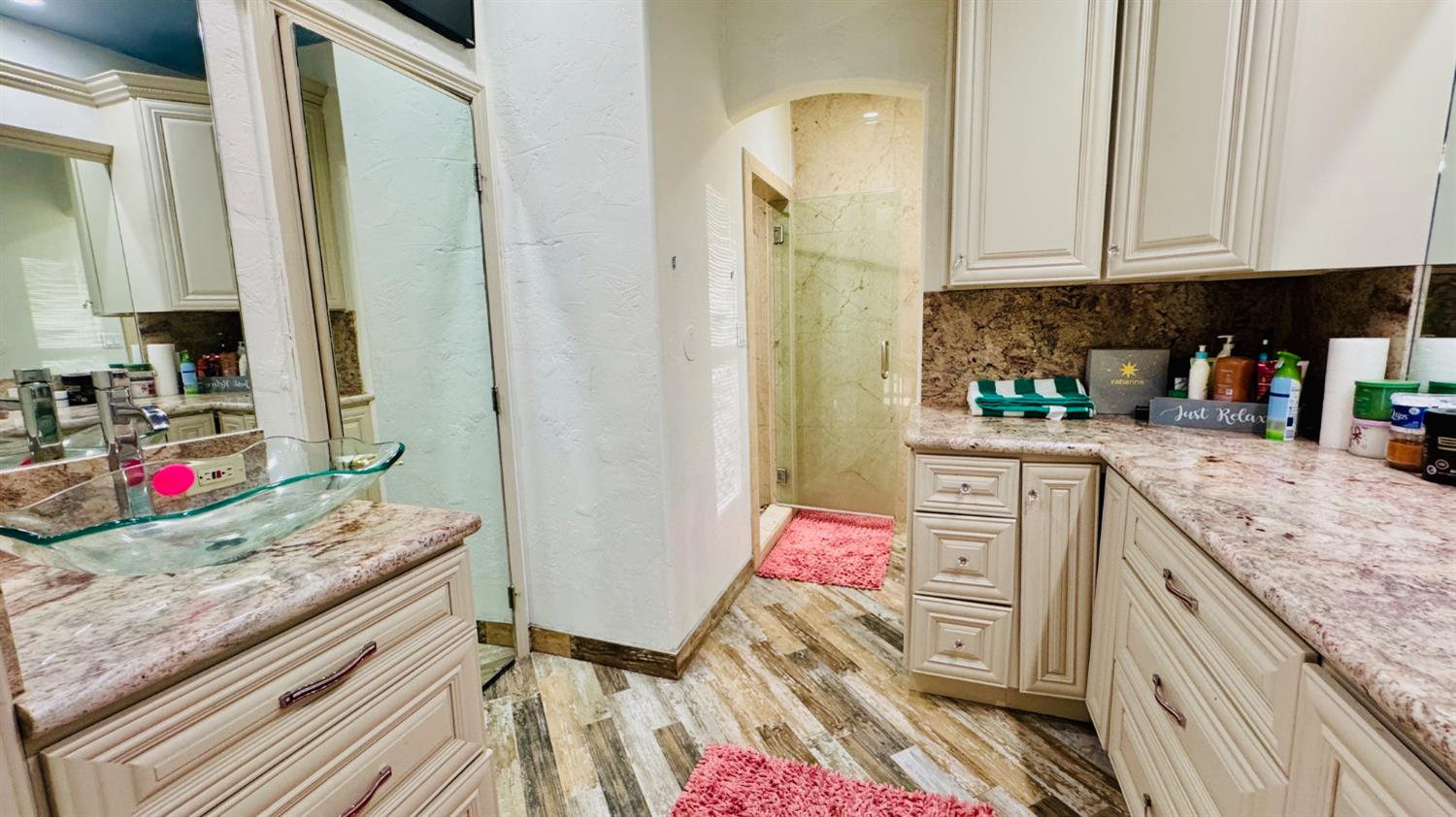 6115 Cloud Peak Ct, Bakersfield, CA 93313