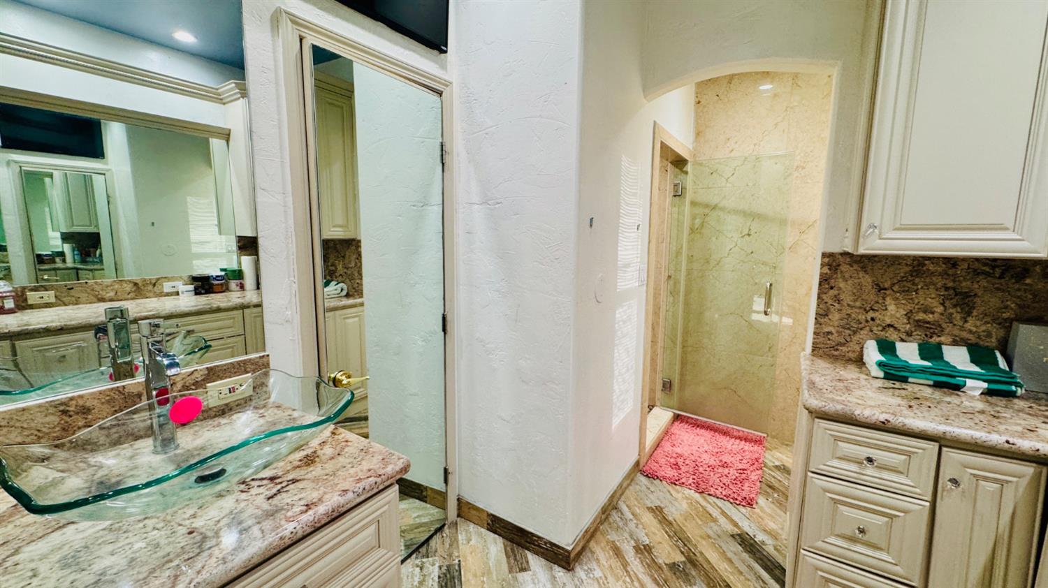 6115 Cloud Peak Ct, Bakersfield, CA 93313