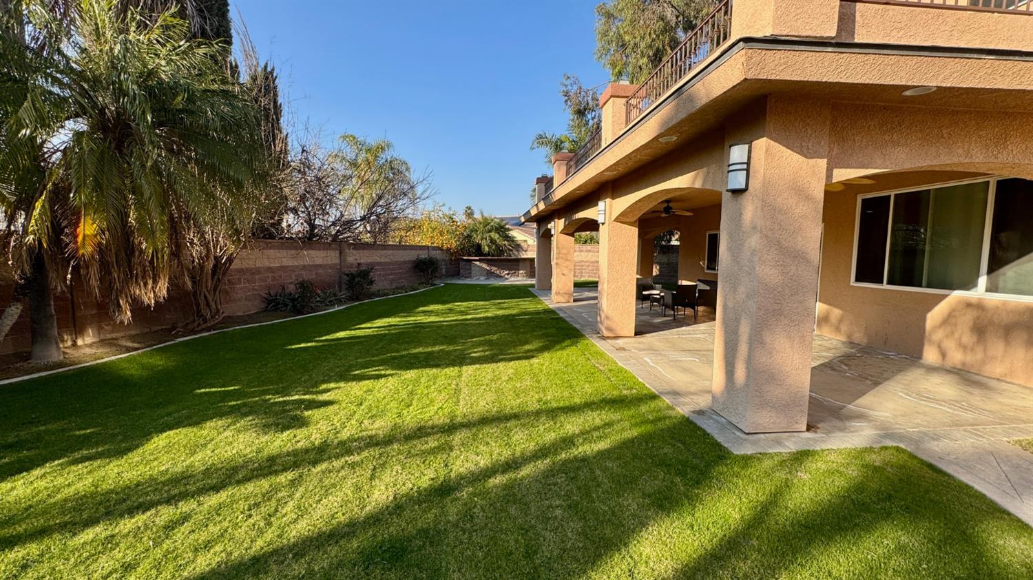 6115 Cloud Peak Ct, Bakersfield, CA 93313