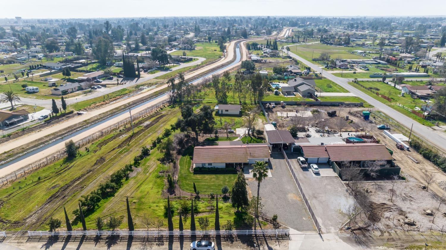 25540 Lynn Pl #B, Madera, CA 93638