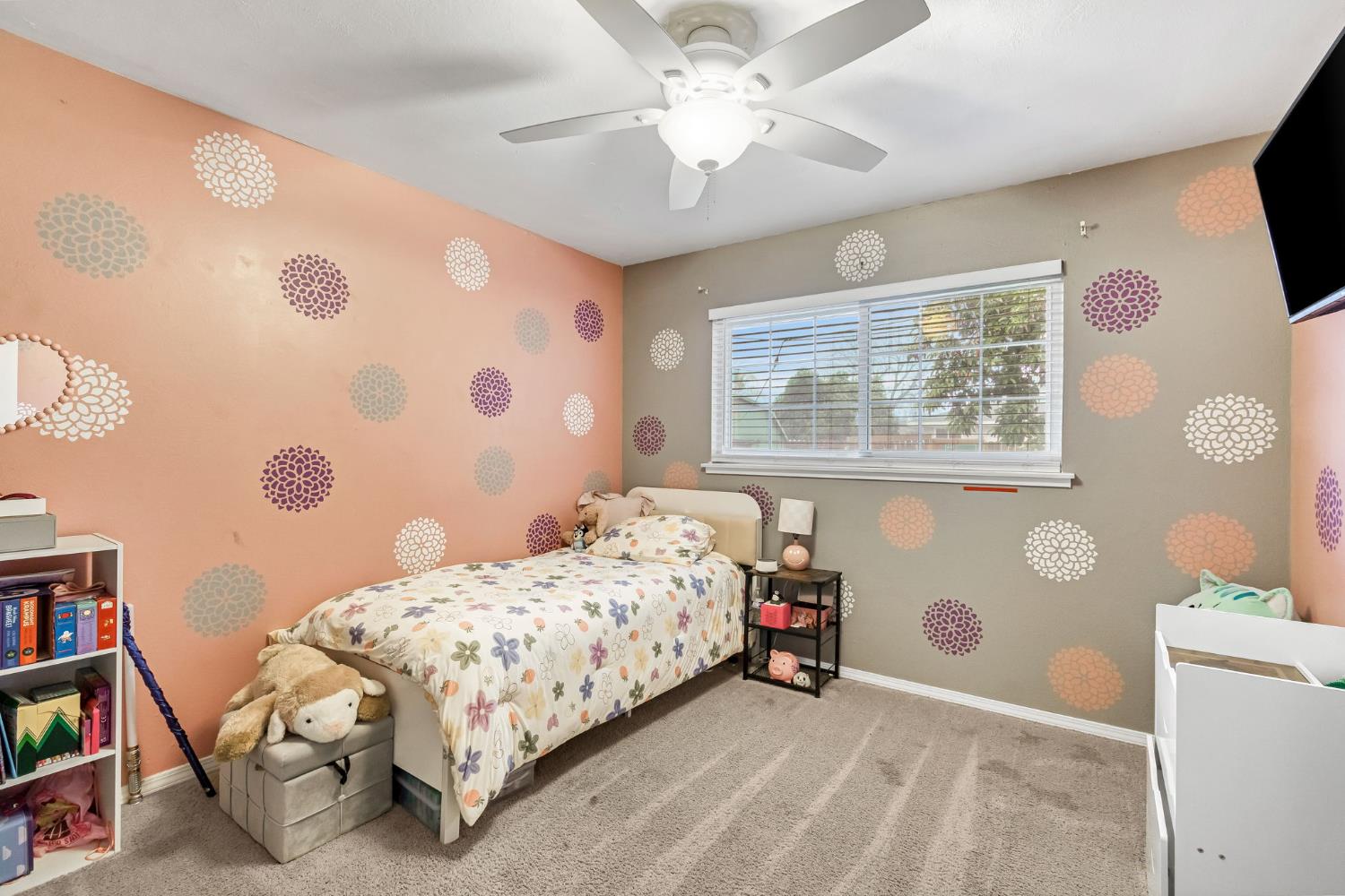 4135 E Fedora Ave, Fresno, CA 93726