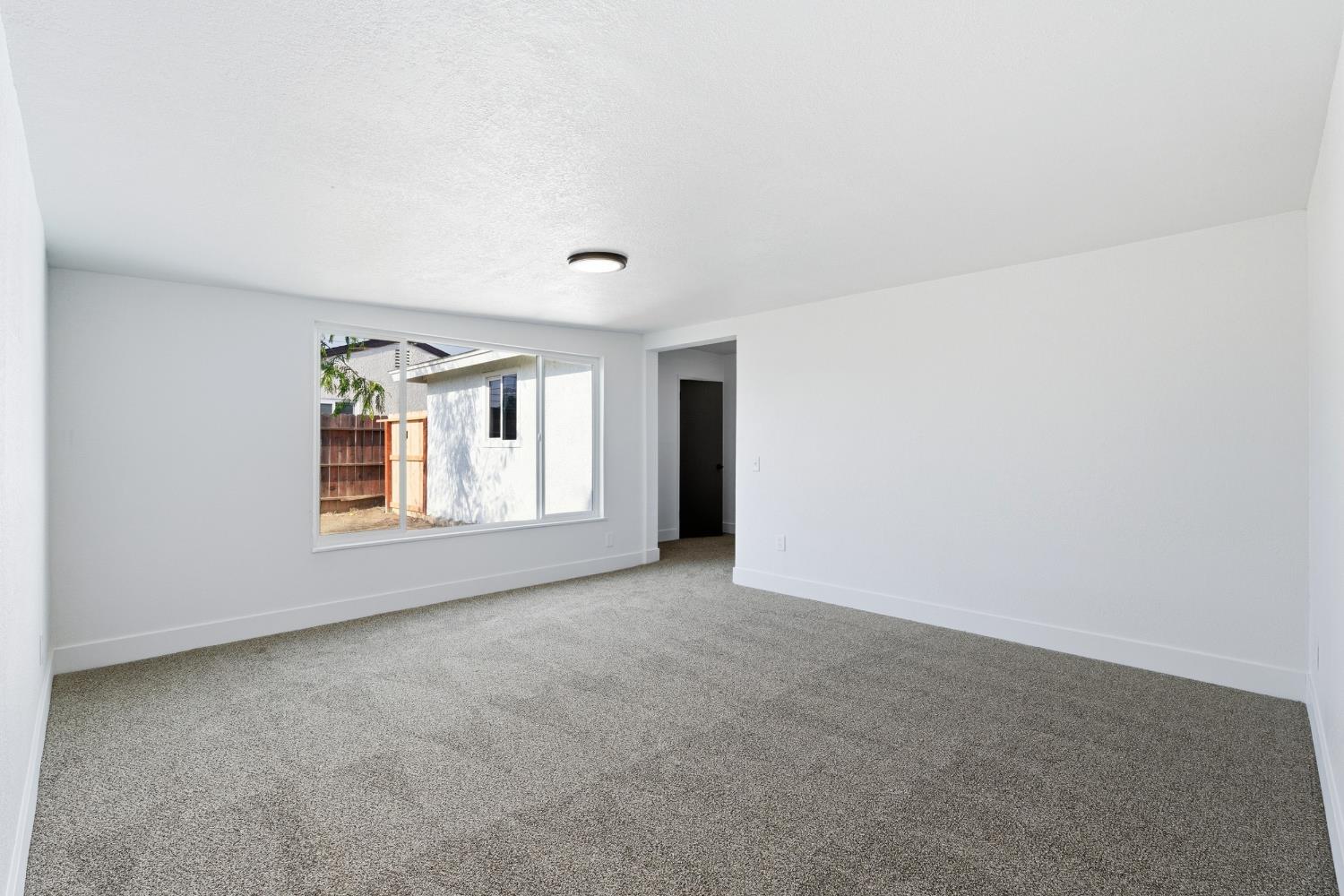 2224 E Donner, Fresno, CA 93726