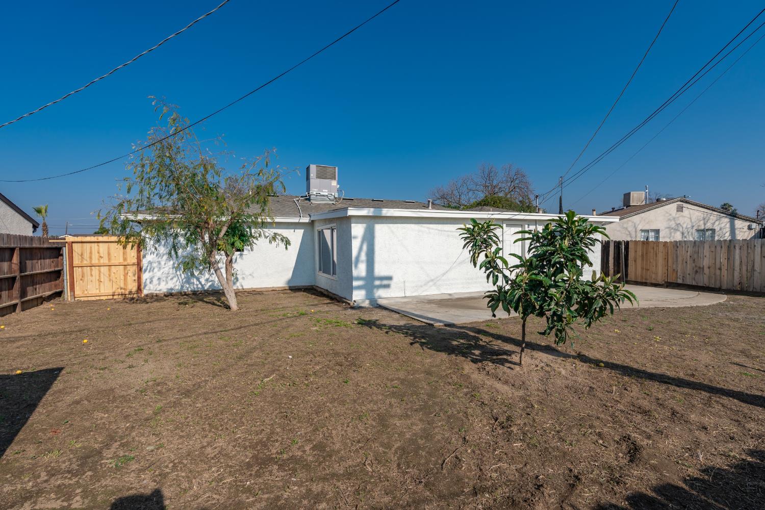 2224 E Donner, Fresno, CA 93726