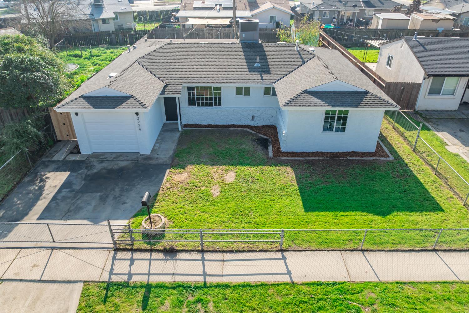 2224 E Donner, Fresno, CA 93726