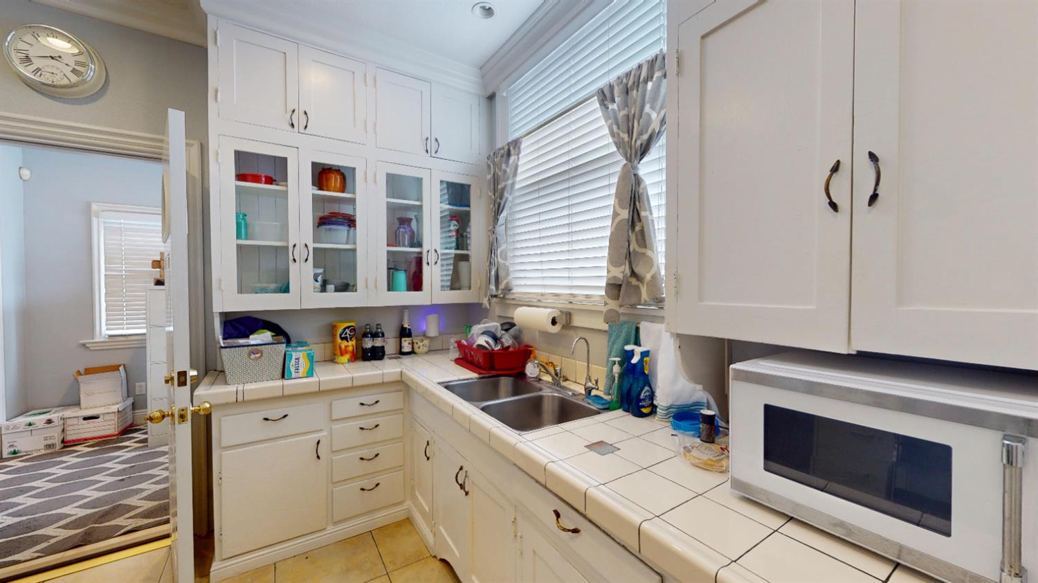 400 W Yosemite Ave, Madera, CA 93637