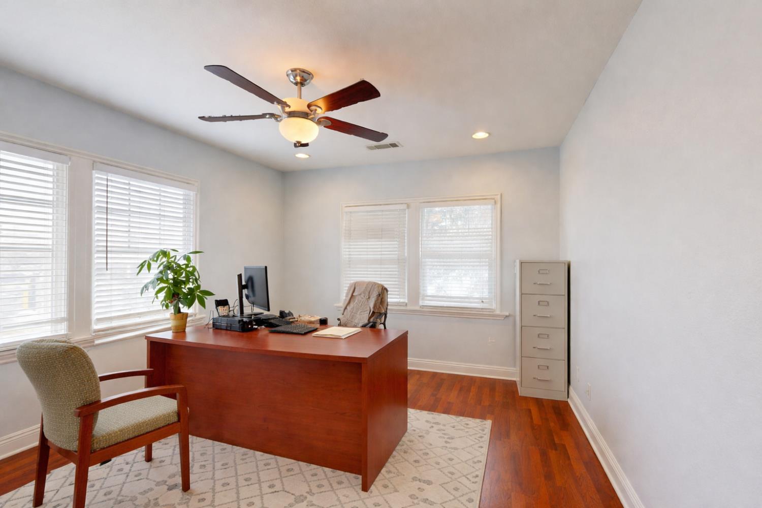 400 W Yosemite Ave, Madera, CA 93637