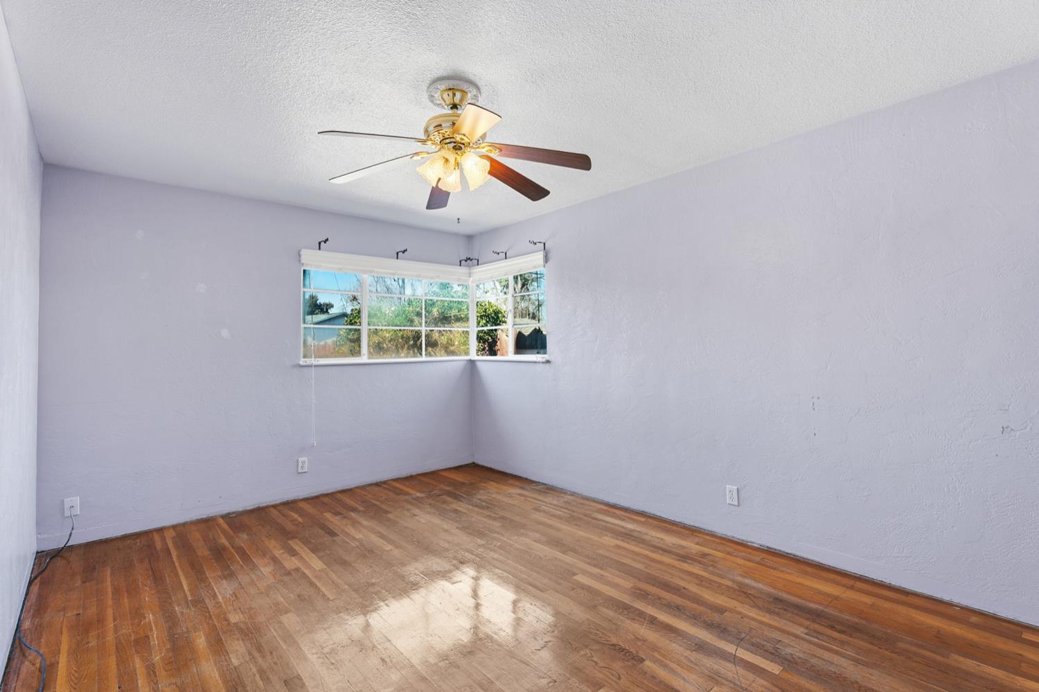 3117 N 8Th St, Fresno, CA 93703